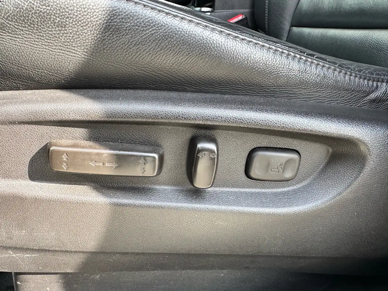 Acura MDX снимка Acura MDX