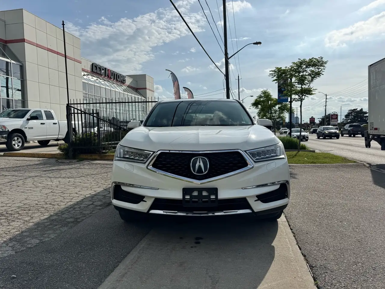 Acura MDX снимка Acura MDX