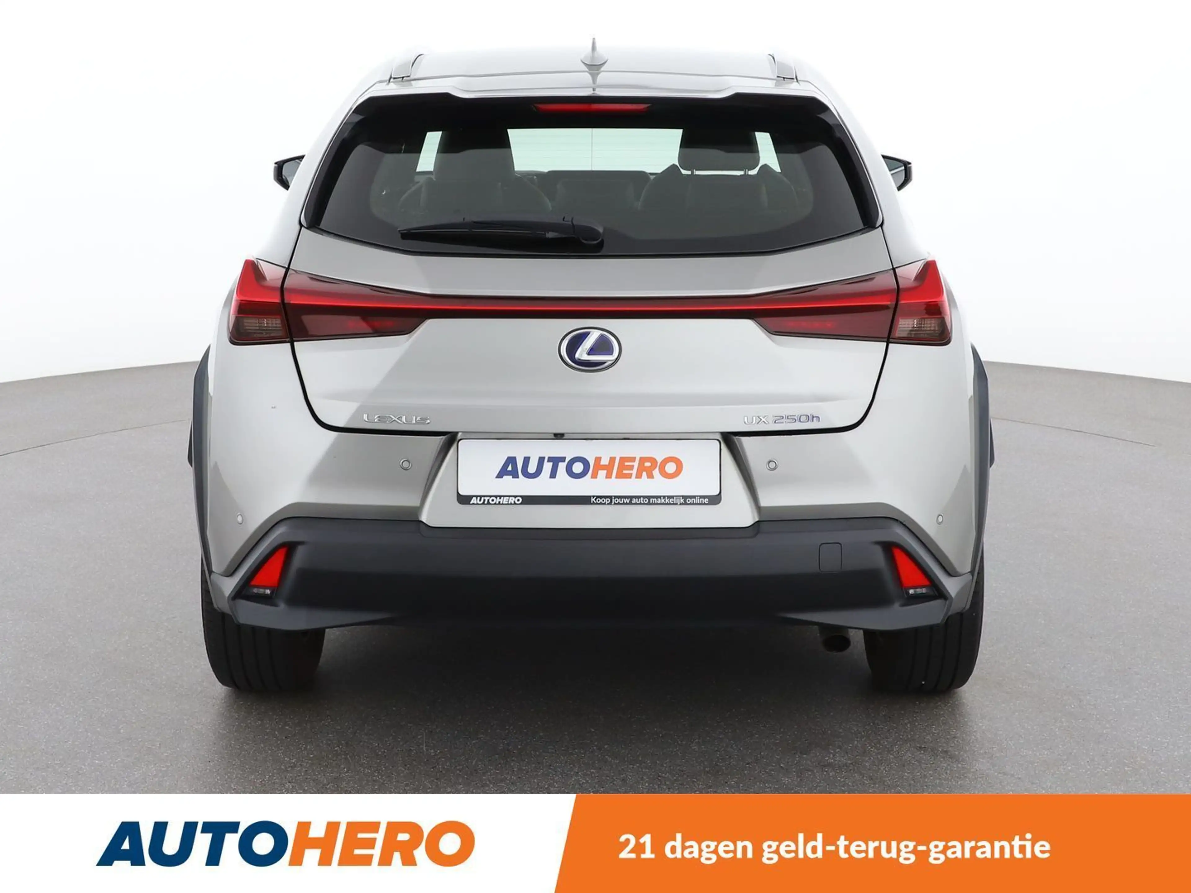 Lexus UX 250h UX 250h — photo 5