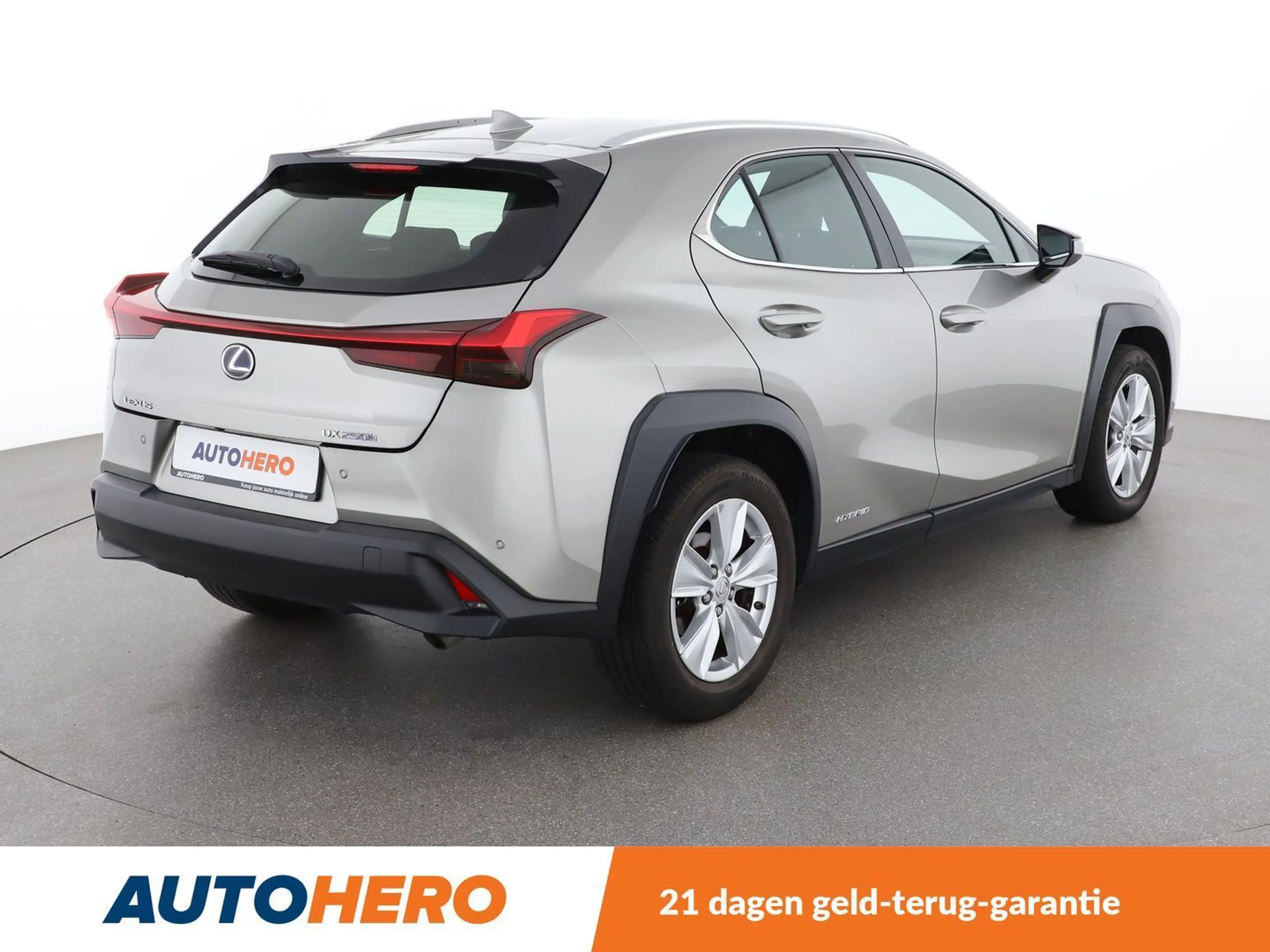 Lexus UX 250h UX 250h — photo 6