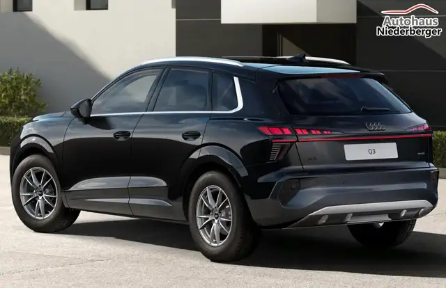 Audi Q3 Intense Tech LED+ KlimaP MMI+ Keyl ACC PrivG eH... Ansicht 3