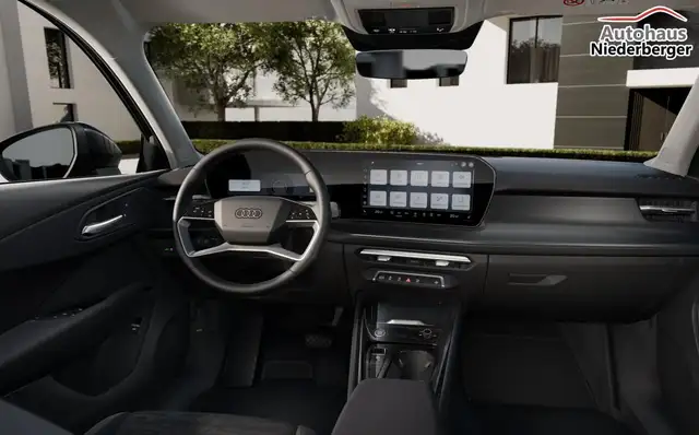 Audi Q3 Intense Tech LED+ KlimaP MMI+ Keyl ACC PrivG eH... Ansicht 4