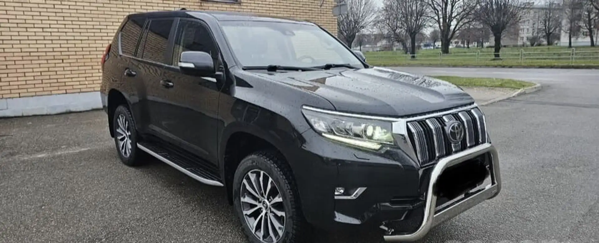 Toyota Land Cruiser 2.8 D-4D Automatik 5Place / Export Afrik Only Zwart - 1