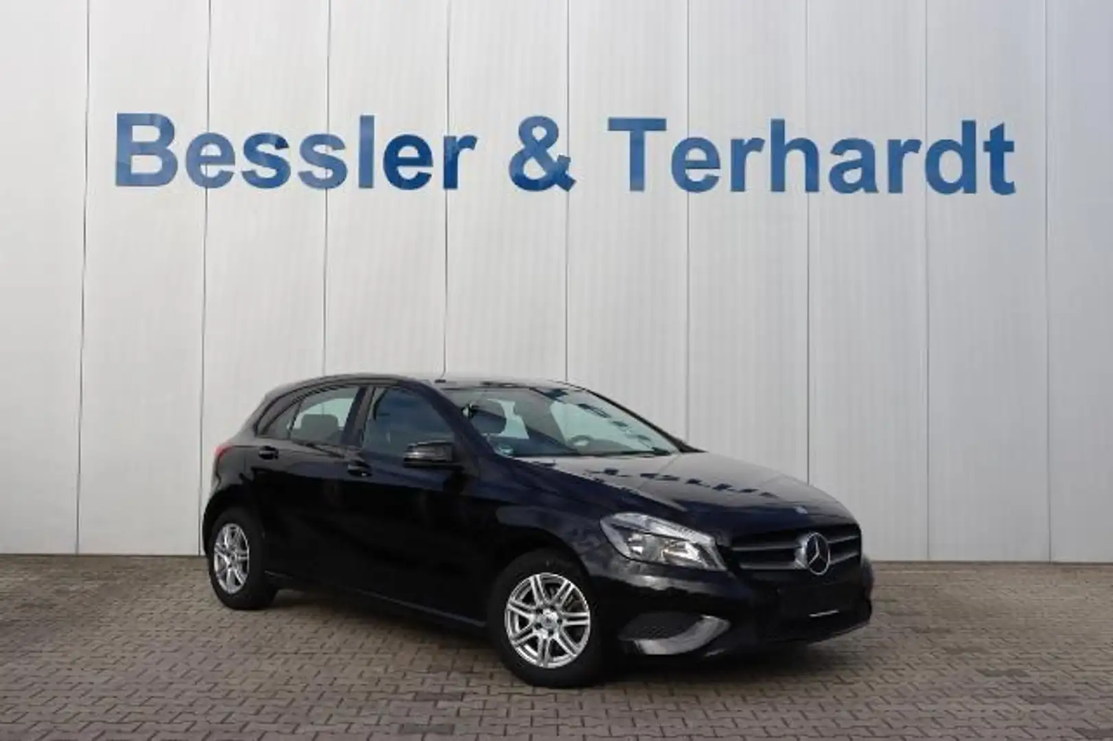 Mercedes-Benz A 180 BlueEfficiency*Kamera*SHZ* Schwarz - 1