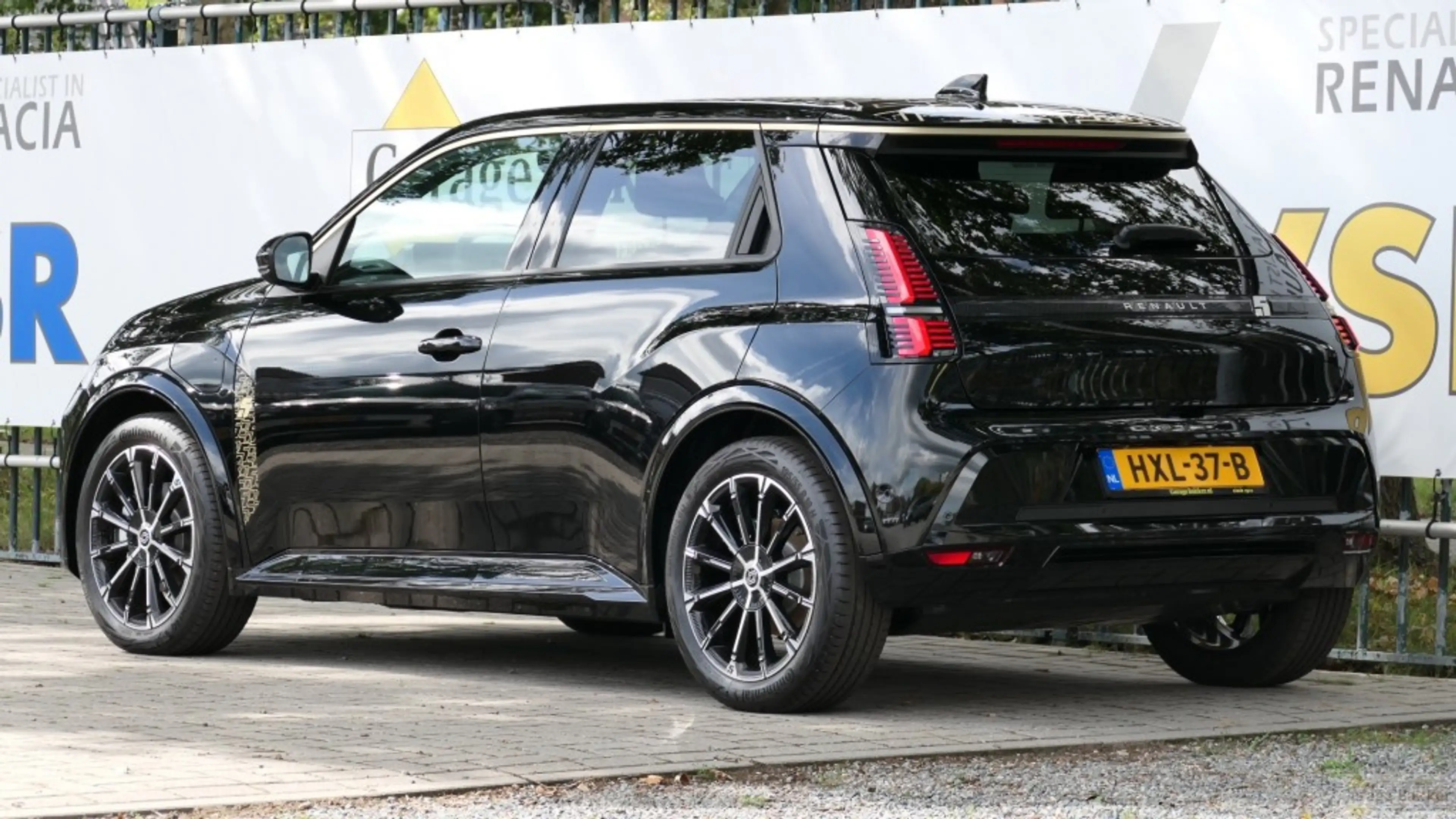Renault R 5 Comfort Range 150pk Iconic Cinq 52 kWh — photo 2