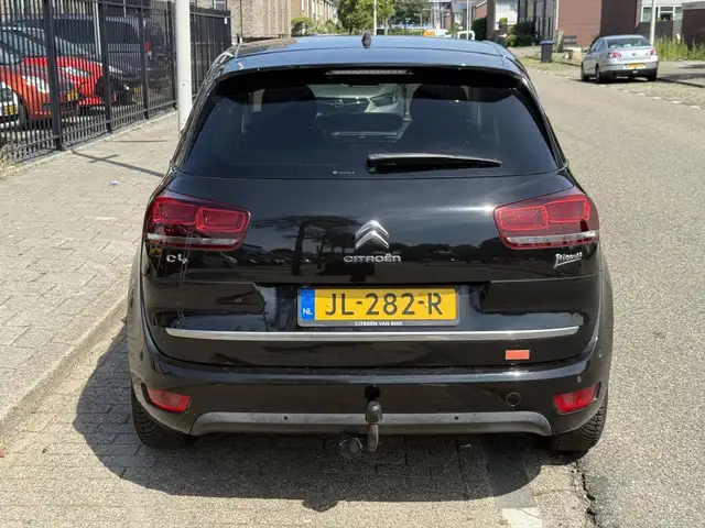 Citroen C4 Picasso view 4