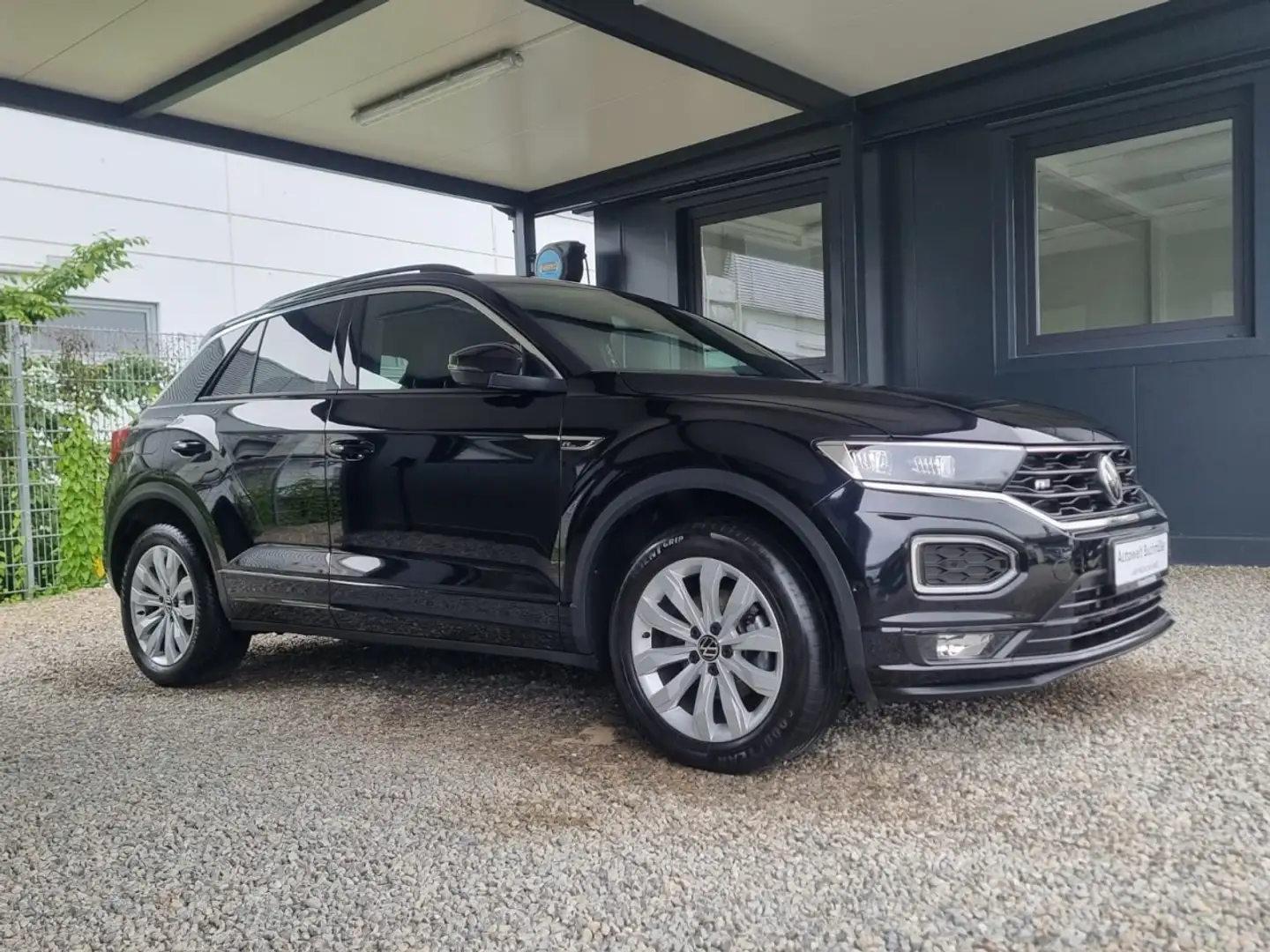 Volkswagen T-Roc 1.5 TSI DSG,R-LINE,PANO,KAMERA,AHK,LED,ACC Klima Zwart - 2