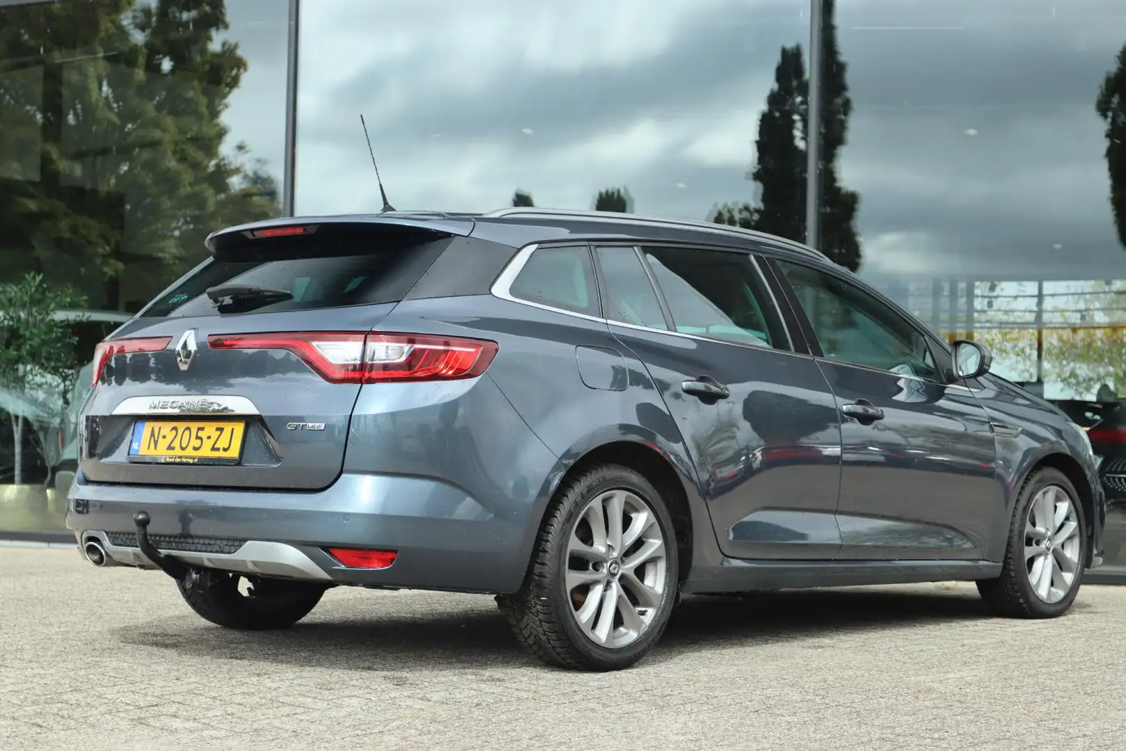 Renault Megane ESTATE 1.5 DCI GT-LINE | NAVI | KEY-LESS | TREKHAA Grau - 2