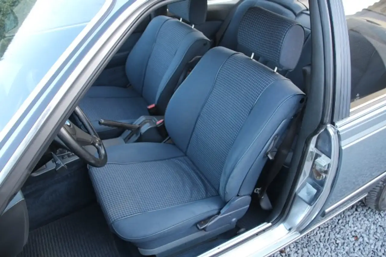 BMW 635 CSi, foto 11