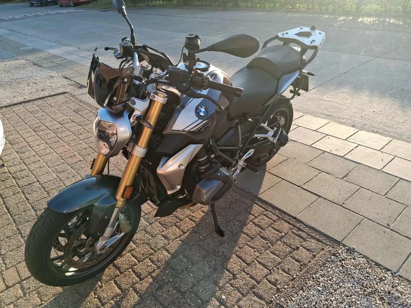 BMW R 1250 R Šedá - 1
