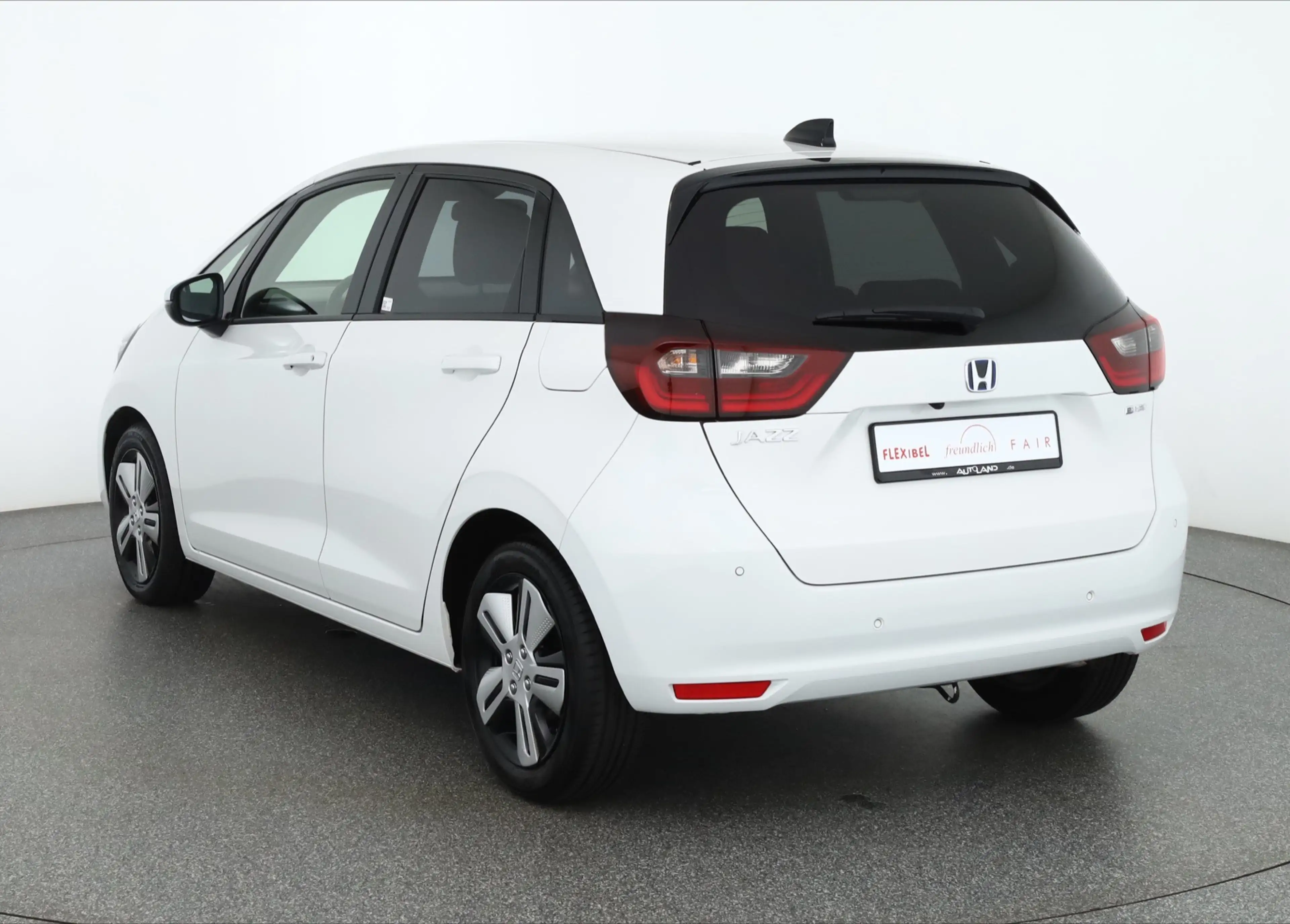 Honda Jazz 1.5 i-MMD Hybrid Executive LED Navi Kamera — photo 3