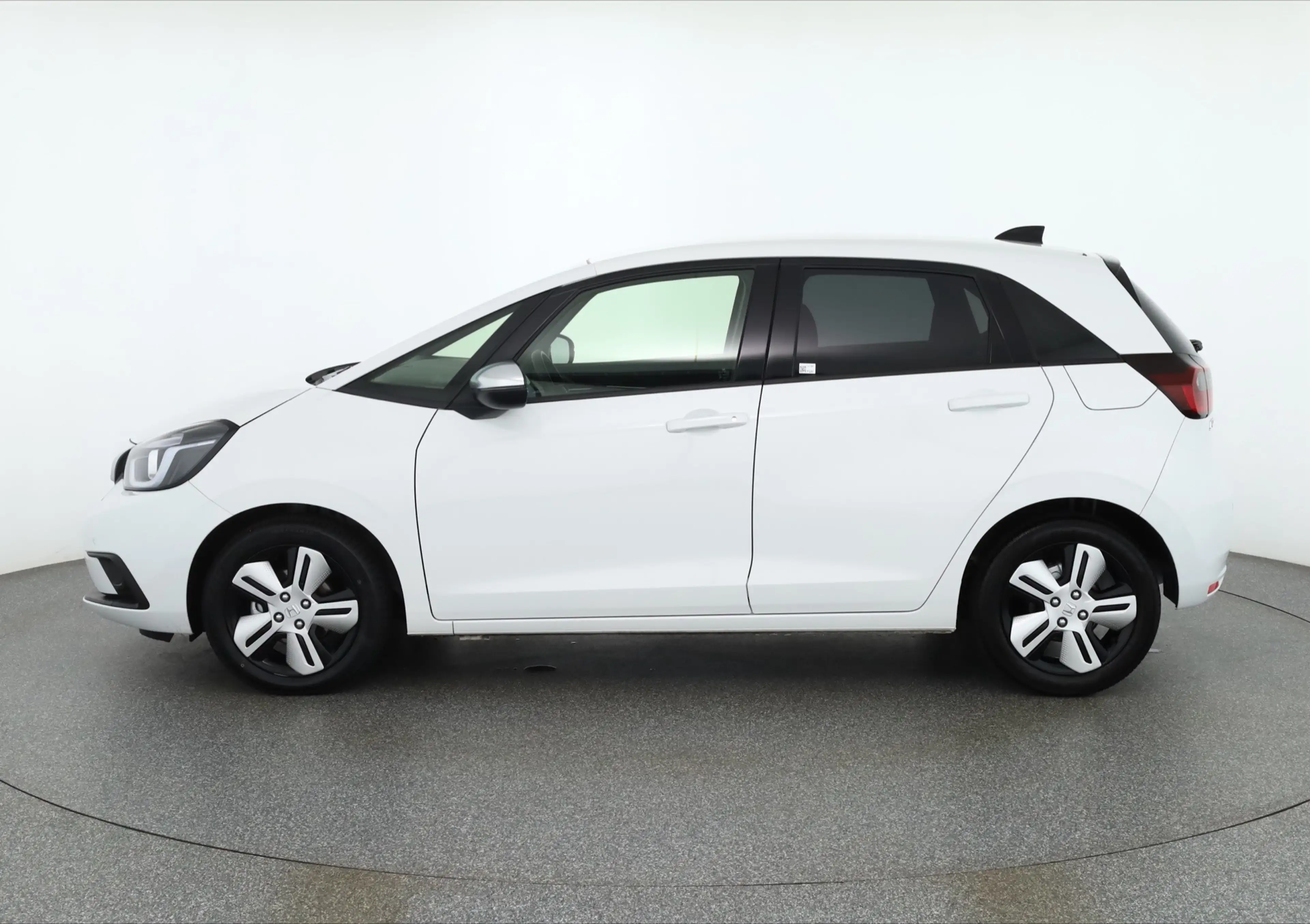 Honda Jazz 1.5 i-MMD Hybrid Executive LED Navi Kamera — photo 2