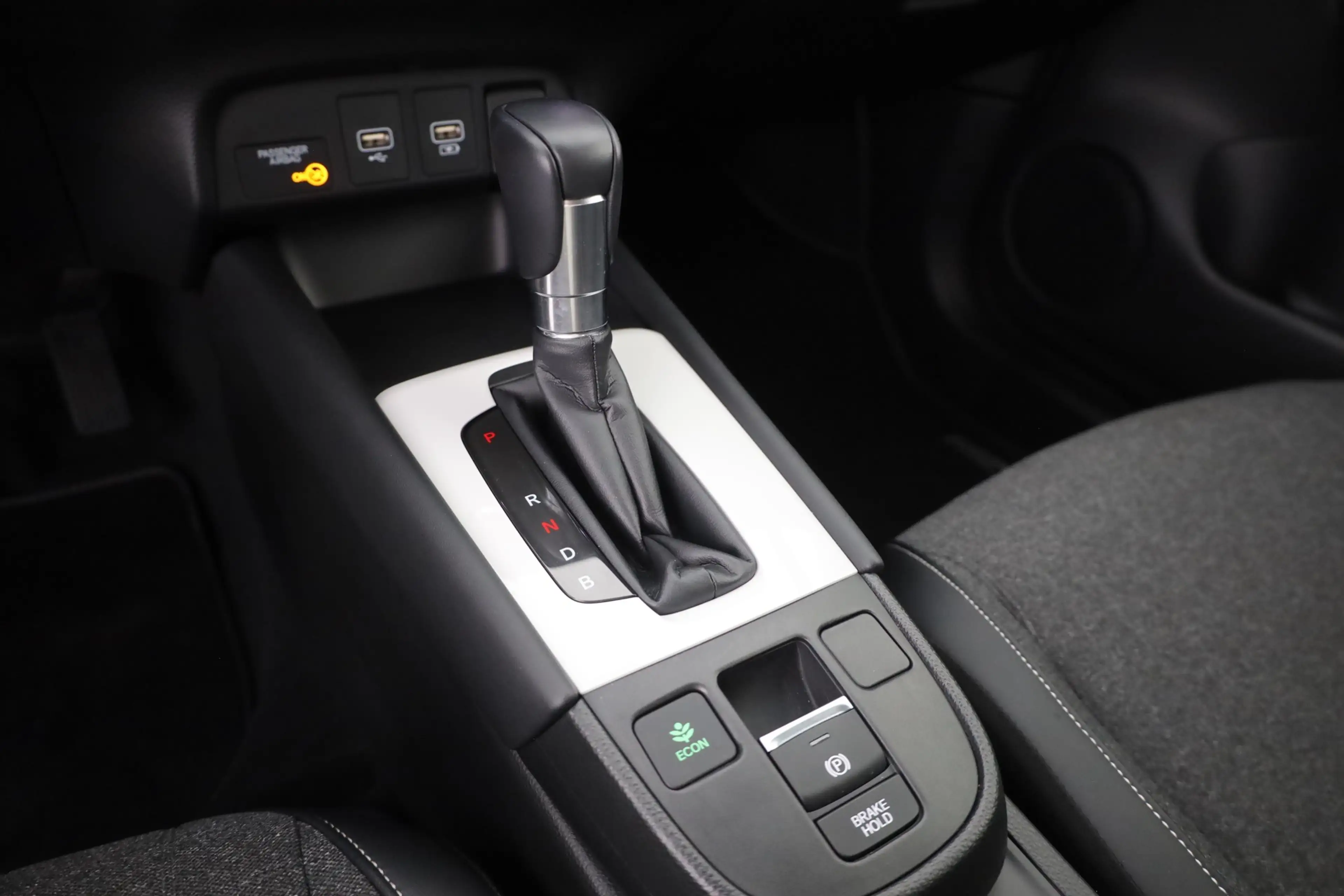Honda Jazz 1.5 i-MMD Hybrid Executive LED Navi Kamera — photo 14