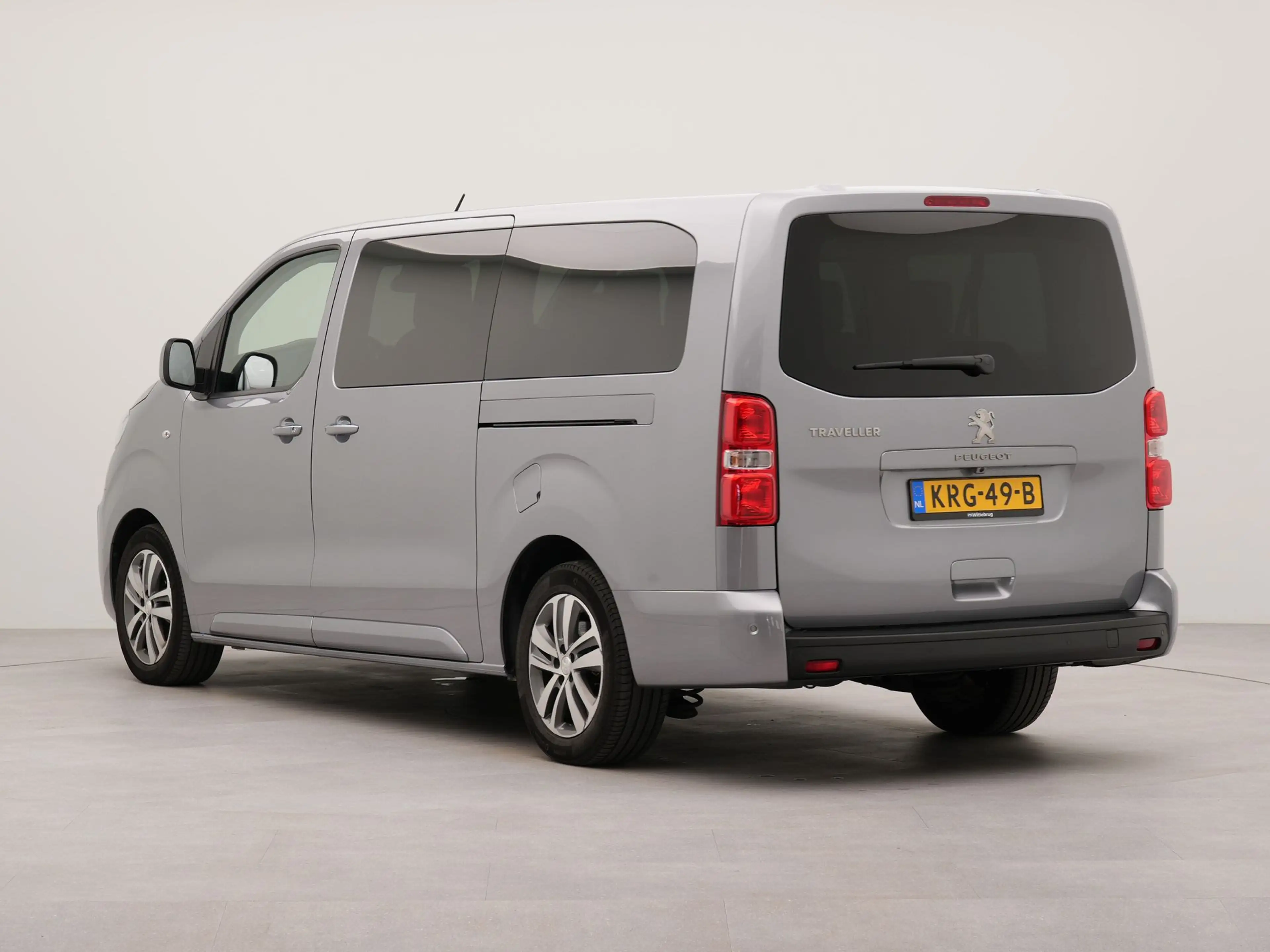 Peugeot Traveller 2.0 BlueHDi 180 Business Long S&S 7 pers | Panoram — photo 3