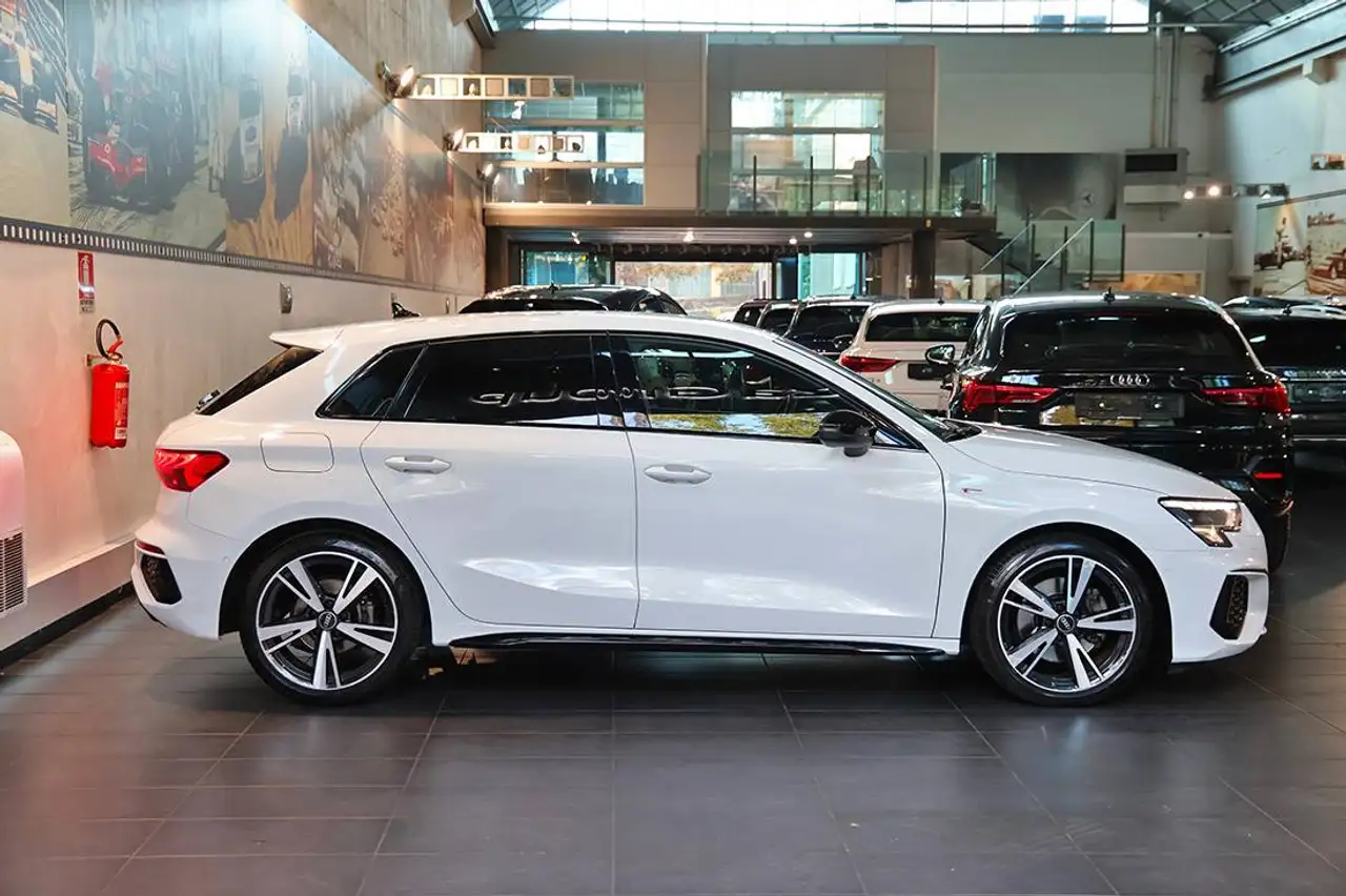 Audi A3 35 TFSI Sportback S-Tronic S-Line FULL LED/LUCI PLUS/KEYLESS/VOLANTE PIATTO/VIRTUAL PLUS, миниатюра 2