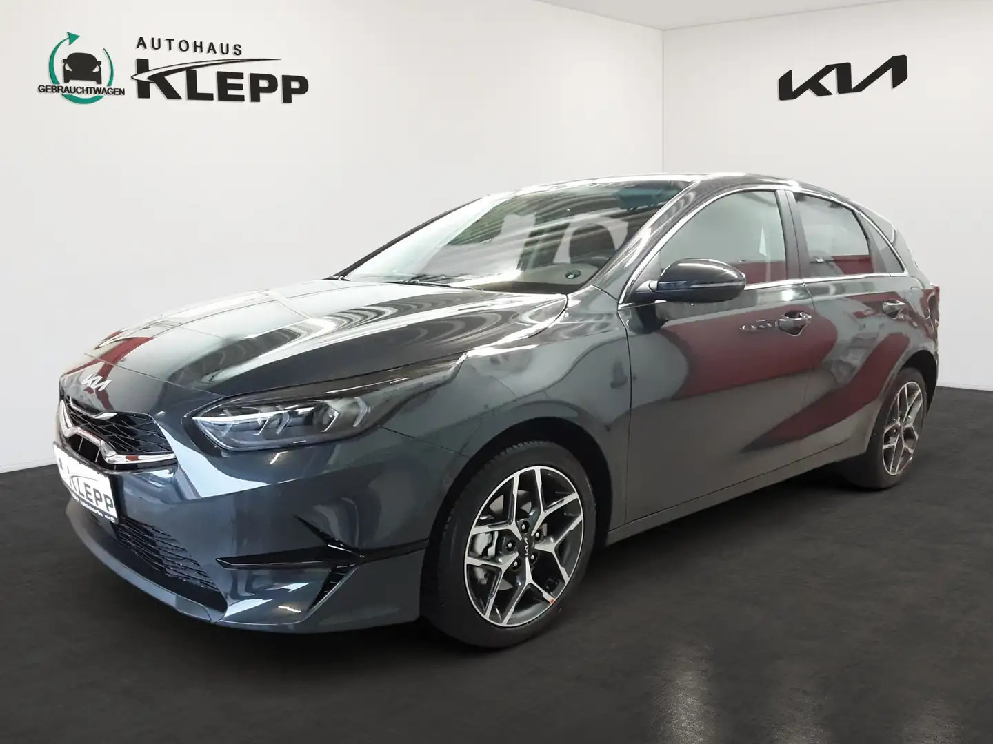 Kia Ceed / cee'd 1.5 T-GDI 48 V 140 PS DCT Ultimate Edition Gris - 1