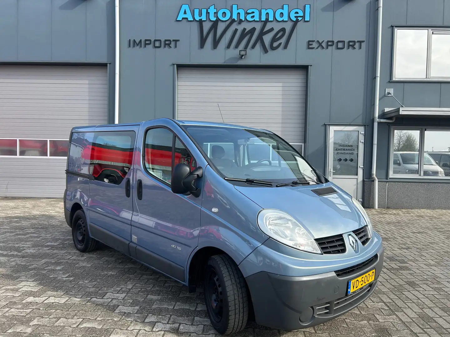 Renault Trafic 2.0 dCi DUB. CAB. 84KW AIRCO 6 pers. LKW Blauw - 1