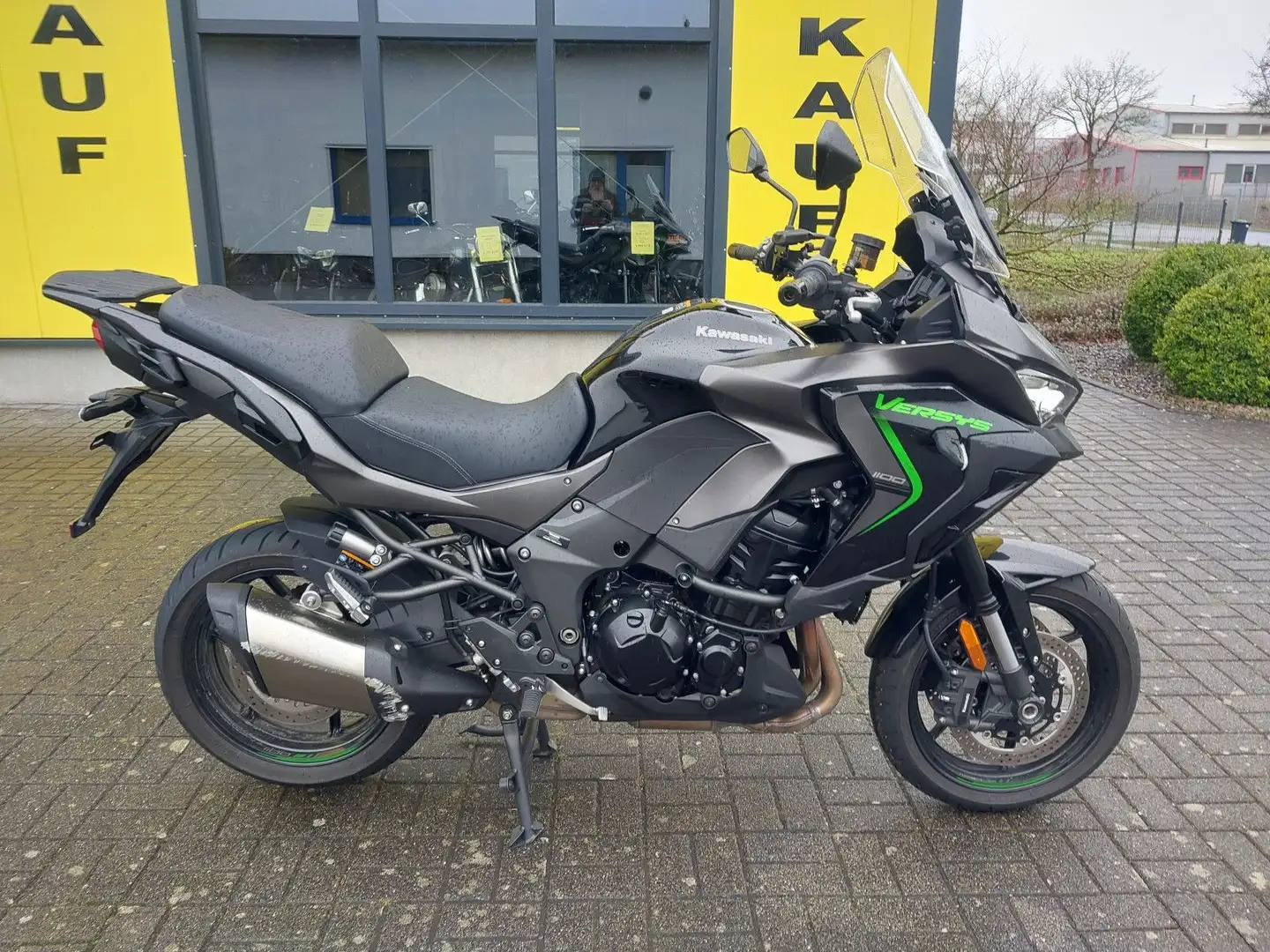Kawasaki Versys 1100 Gris - 1