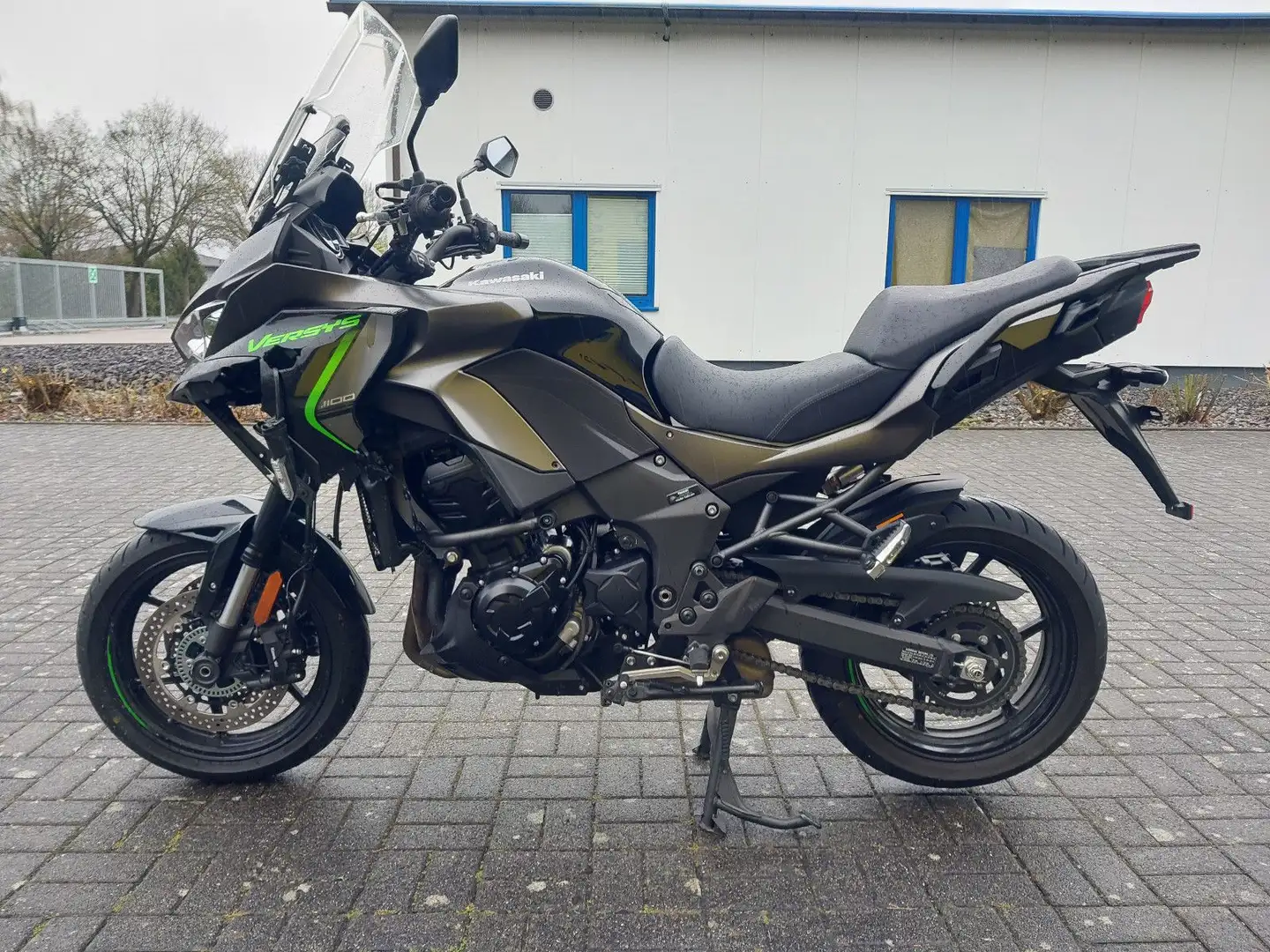 Kawasaki Versys 1100 Gris - 2