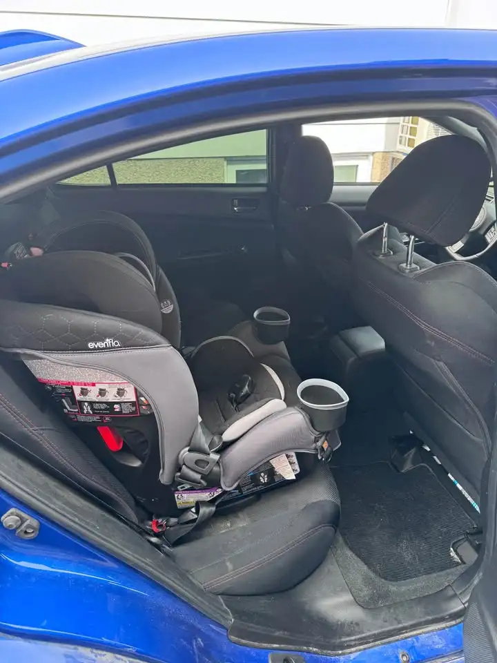 Subaru WRX снимка Subaru WRX