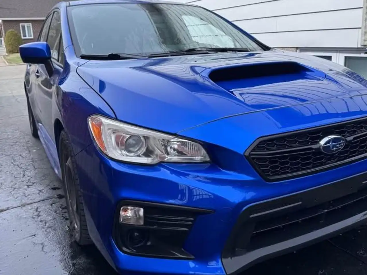 Subaru WRX снимка Subaru WRX