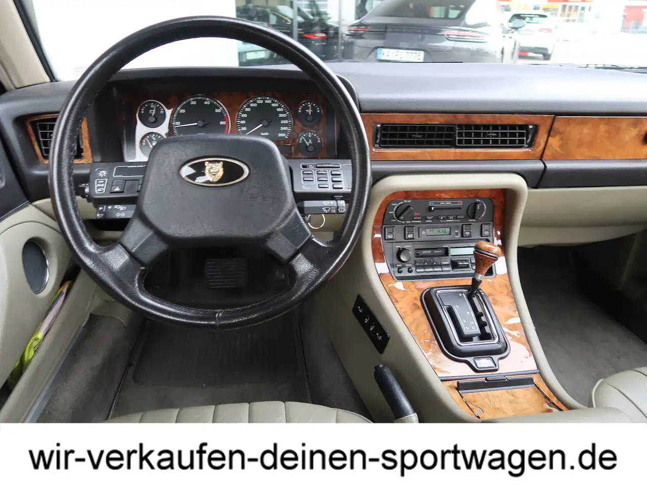 Jaguar XJ40 3.2 Oldtimer HU neu außergw. Zust. deut. Fzg., foto 5