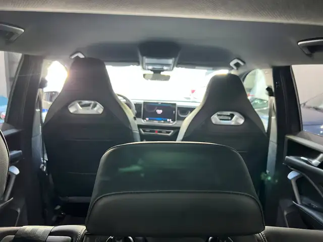 Volkswagen Tiguan view 16