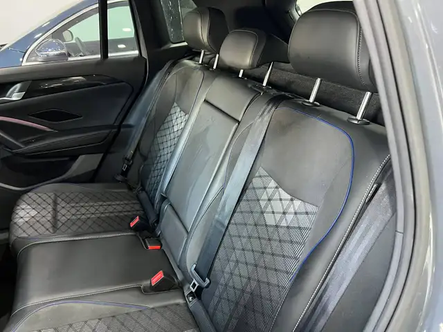 Volkswagen Tiguan view 15