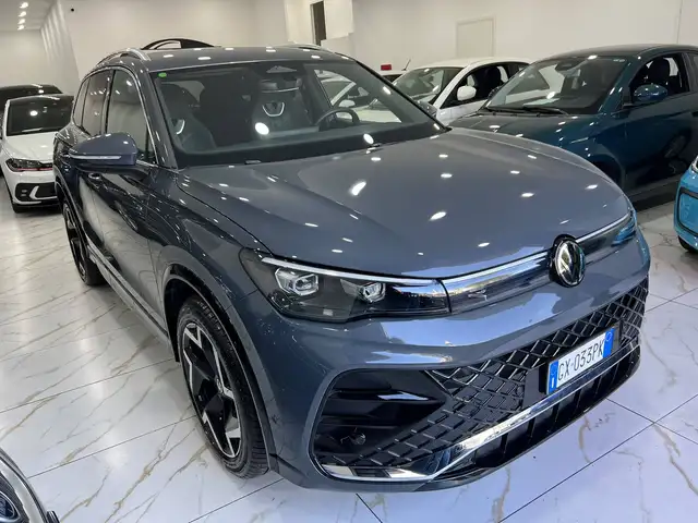 Volkswagen Tiguan view 7