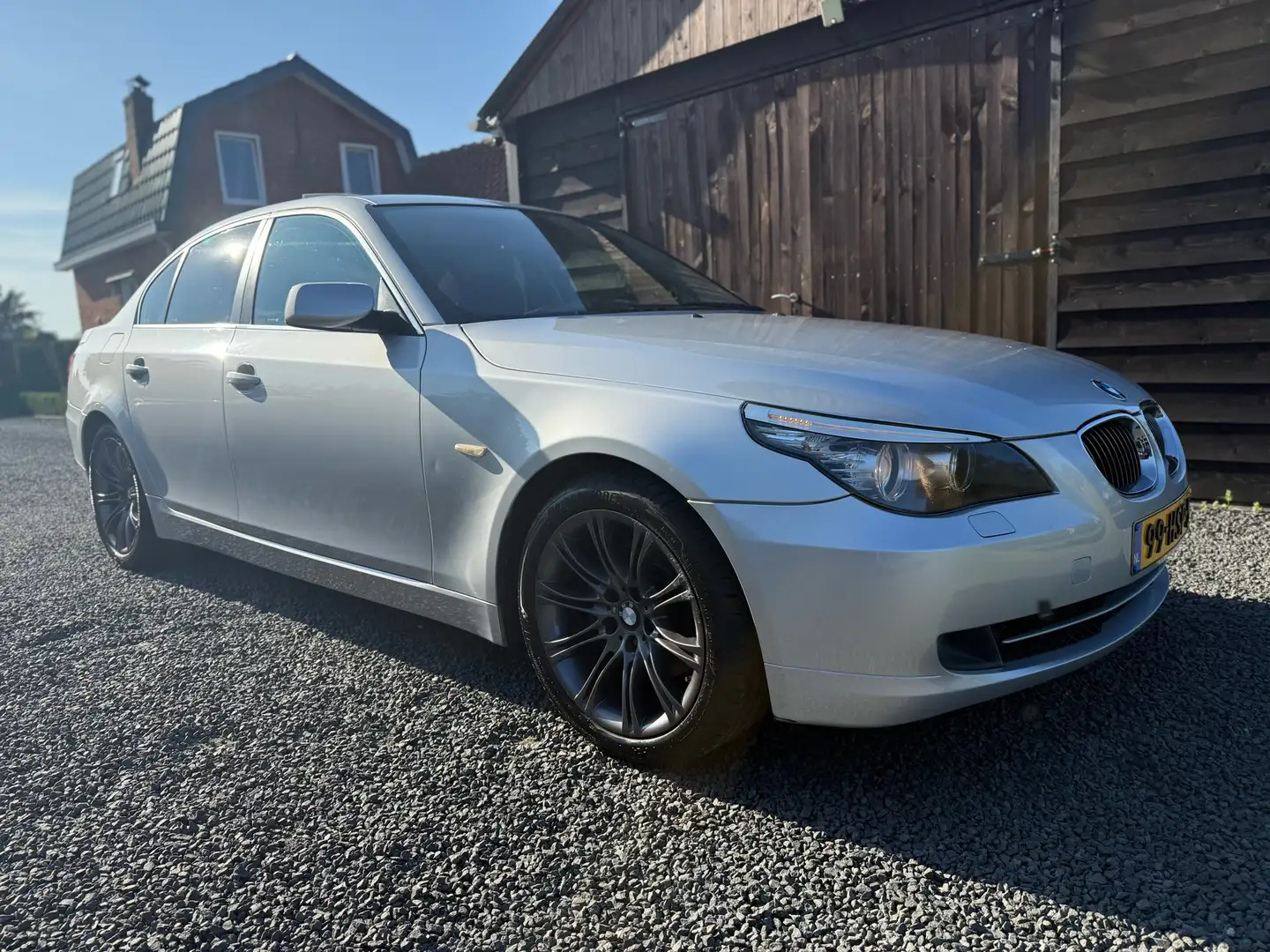 BMW 525 525i Grijs - 2