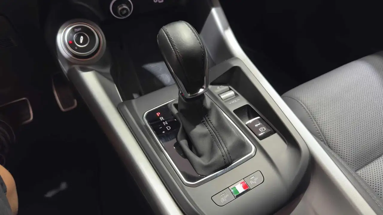 Alfa Romeo Tonale 2024 — фото 15
