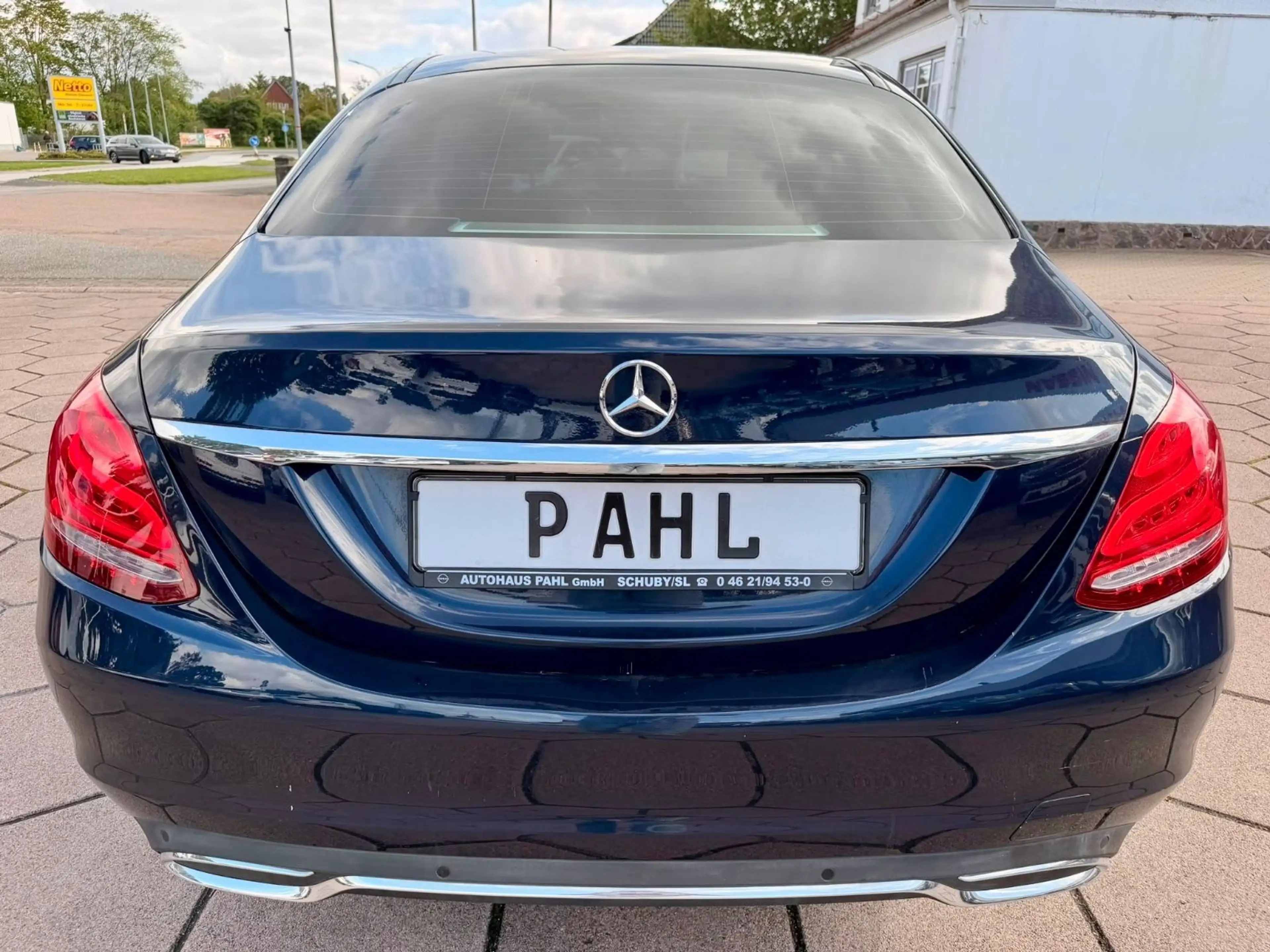 Mercedes-Benz C 180 Lim. Aut. AMG-Line NAVI LED — photo 6