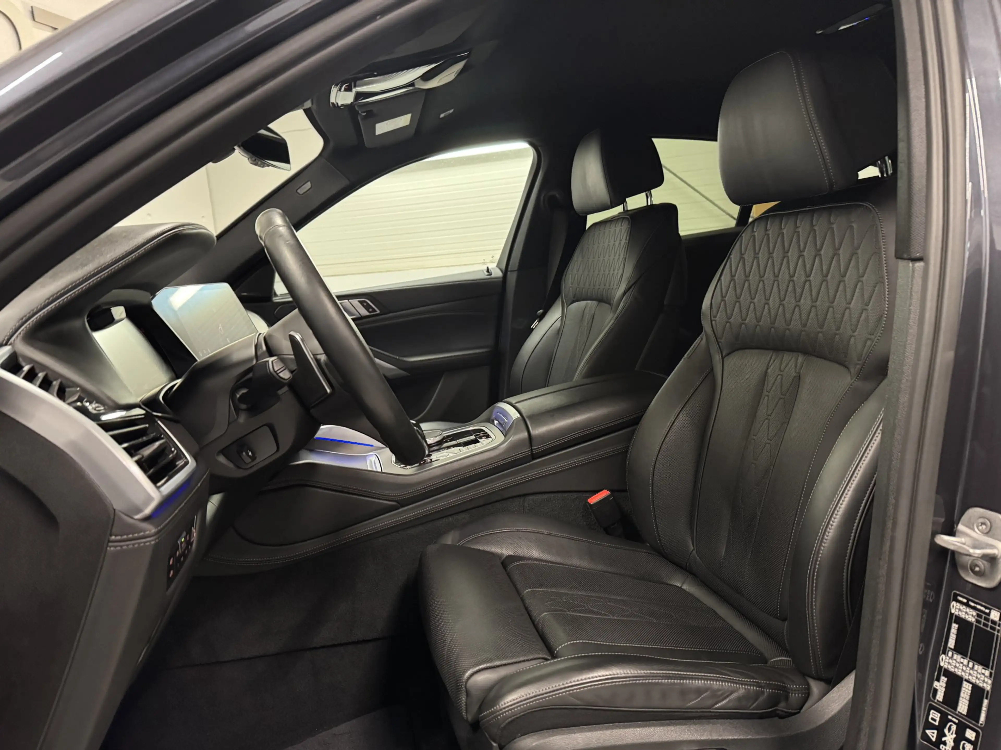 BMW X6 M50i *TOP-Ausstattung* — photo 14