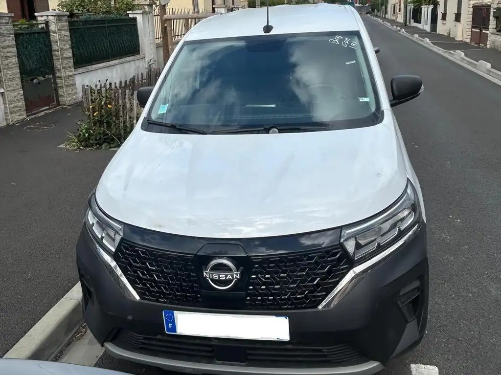 Nissan Townstar EV 2023 из Европы — купить под ключ