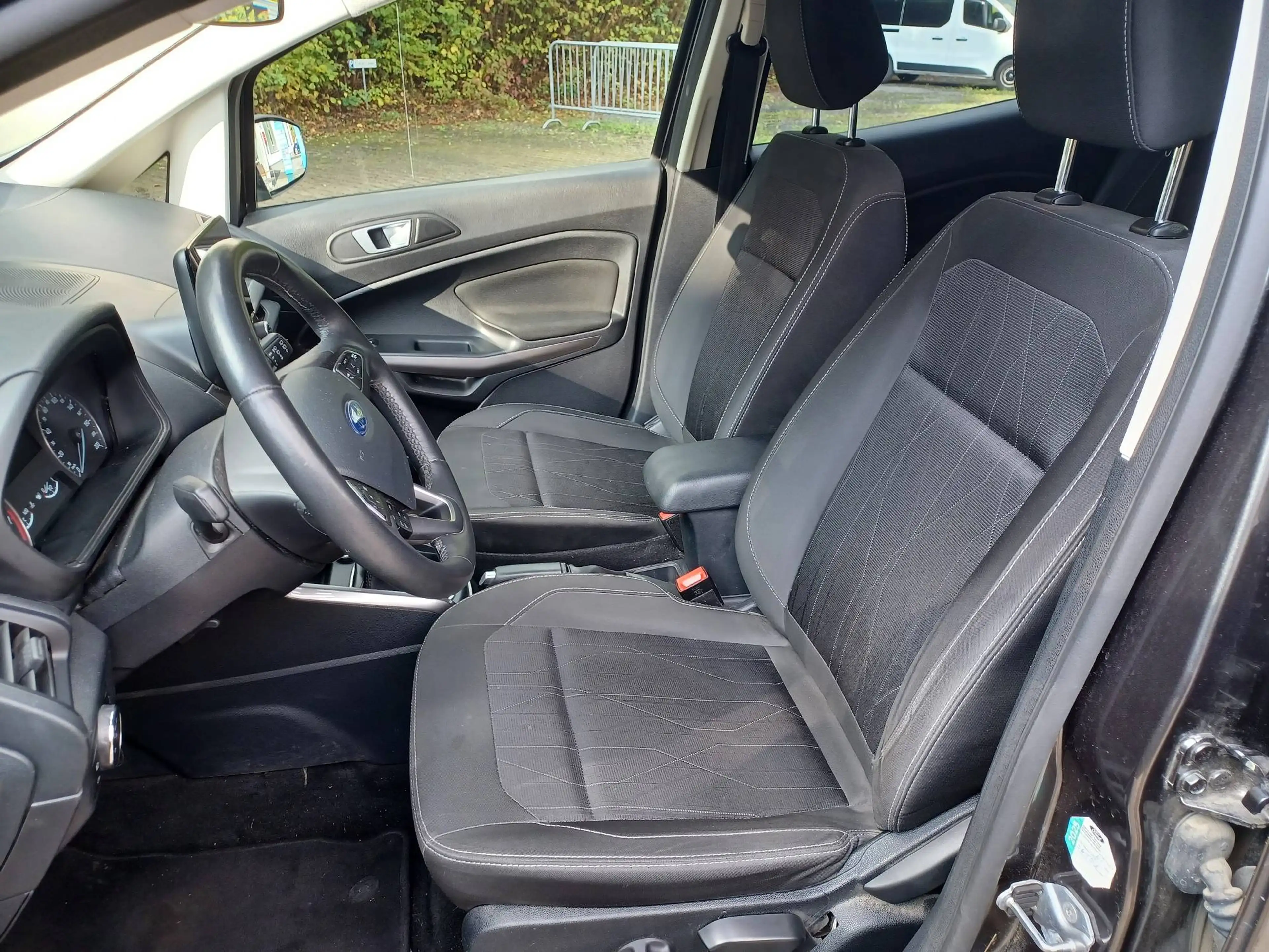 Ford EcoSport ECOSPORT 1.0 EcoBoost COOL&CONNECT AHK 12 Mon.Garantie — photo 7
