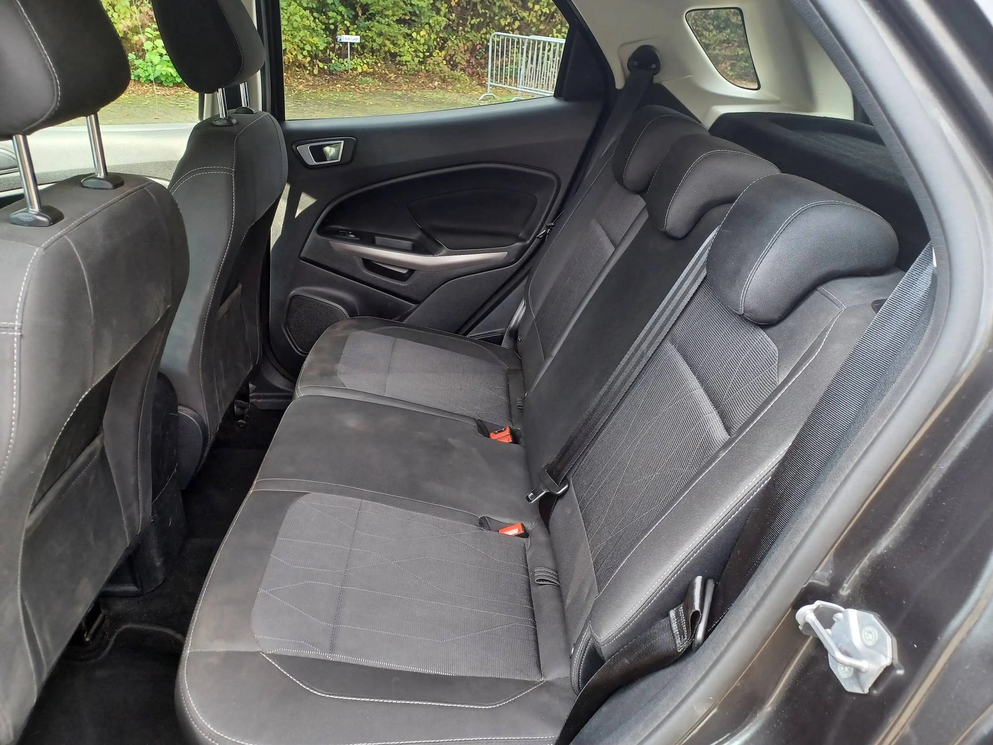 Ford EcoSport ECOSPORT 1.0 EcoBoost COOL&CONNECT AHK 12 Mon.Garantie — photo 8