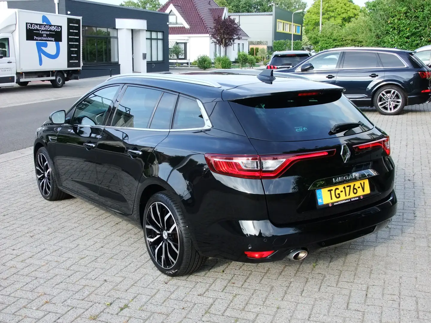 Renault Megane Estate 1.3 TCe Bose , Pdc+camera , Keyless go , Ma Zwart - 2
