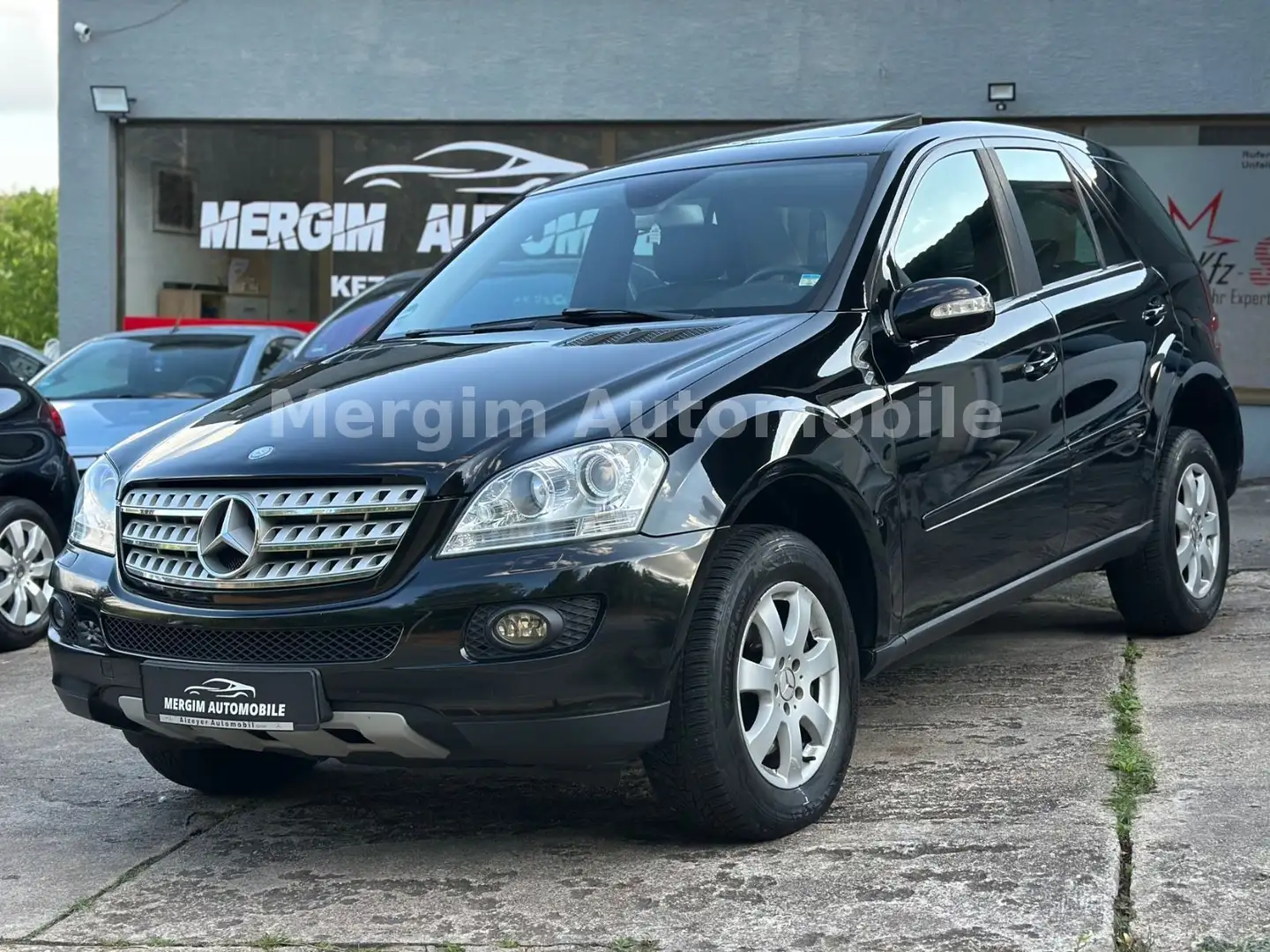 Mercedes-Benz ML 280 CDI/ 4 Matic/Navi/Leder/Ahk Noir - 2