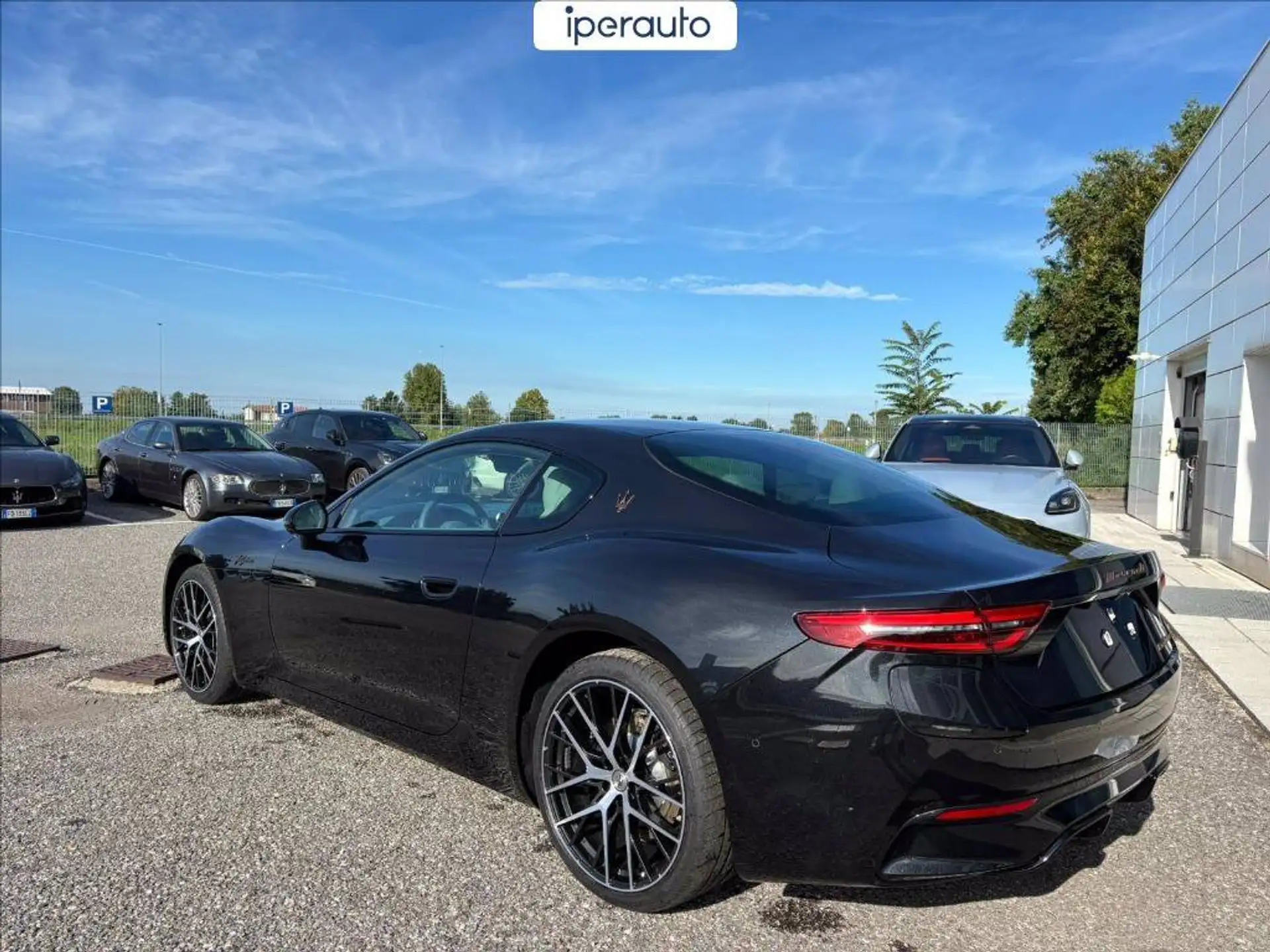 마세라티 Maserati GranTurismo 2025 블랙 사진 7