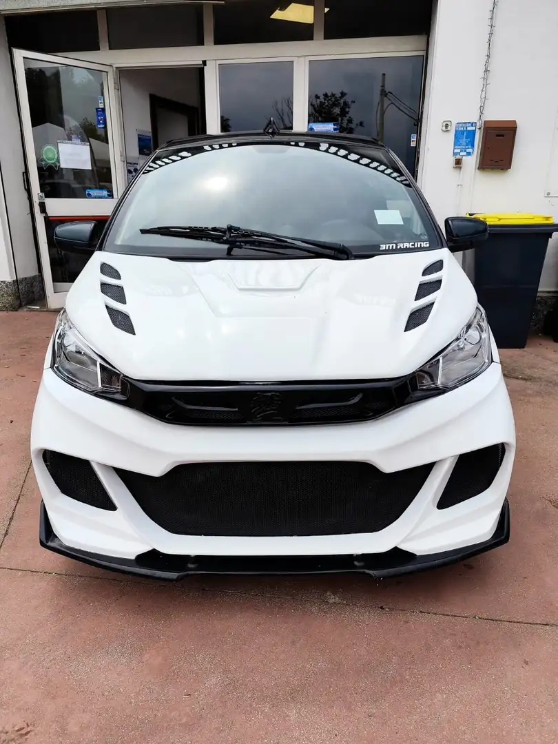 Aixam GTO Bianco - 2