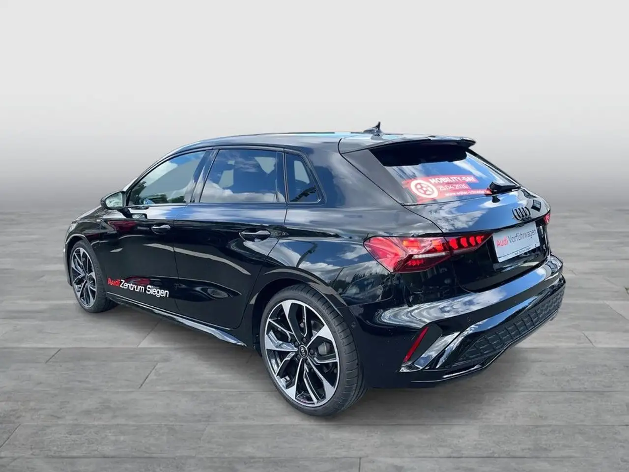 Audi A3 35 TFSI S line Businesspaket*Matrix 5
