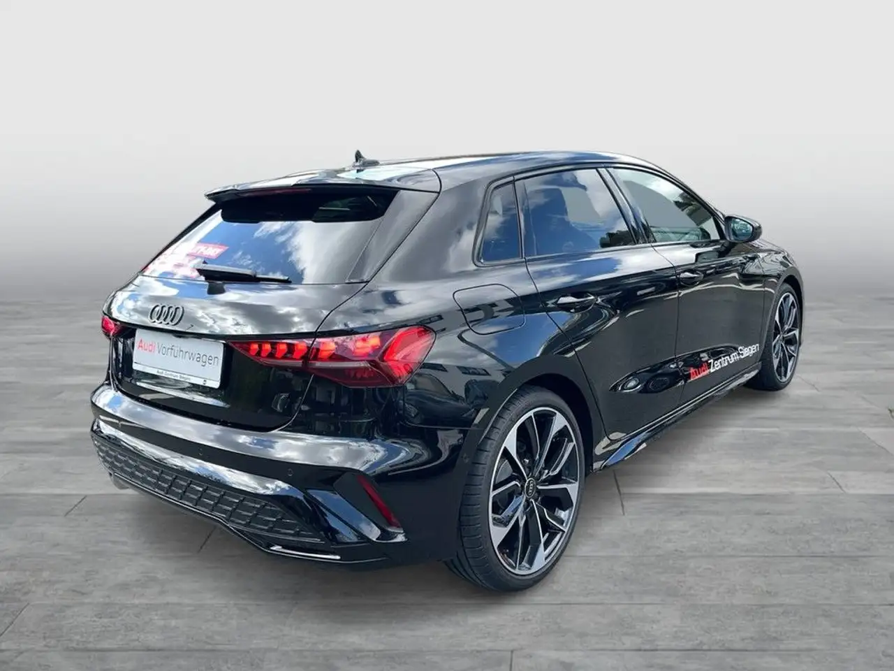 Audi A3 35 TFSI S line Businesspaket*Matrix 7
