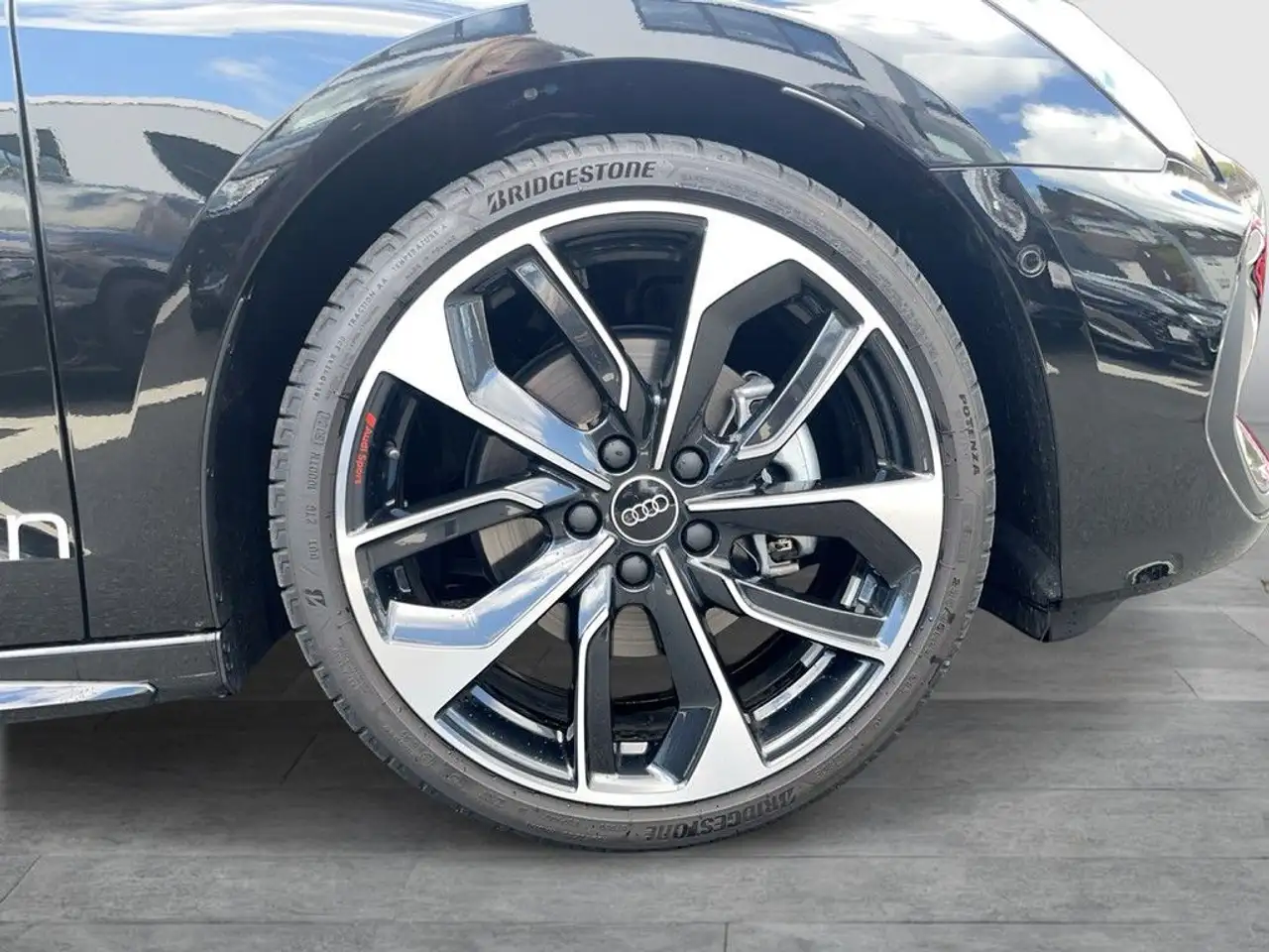 Audi A3 35 TFSI S line Businesspaket*Matrix 11