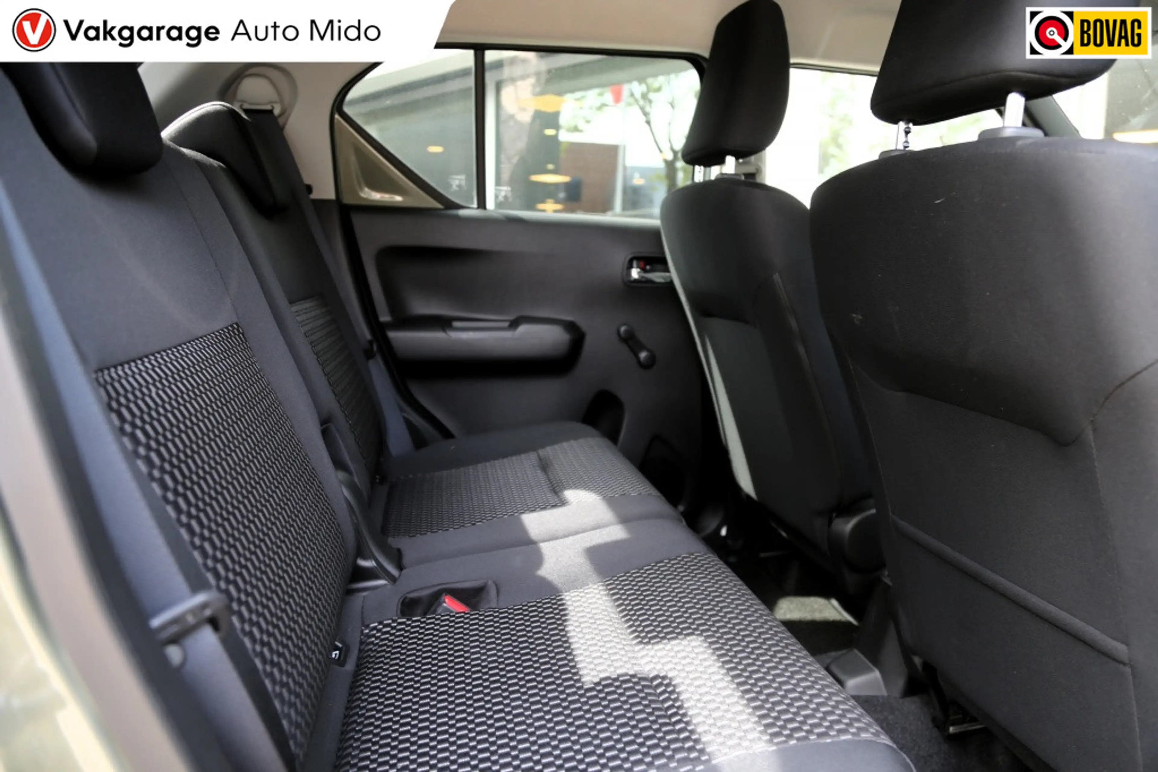 Suzuki Ignis 1.2 Smart Hybrid Automaat Select — photo 10