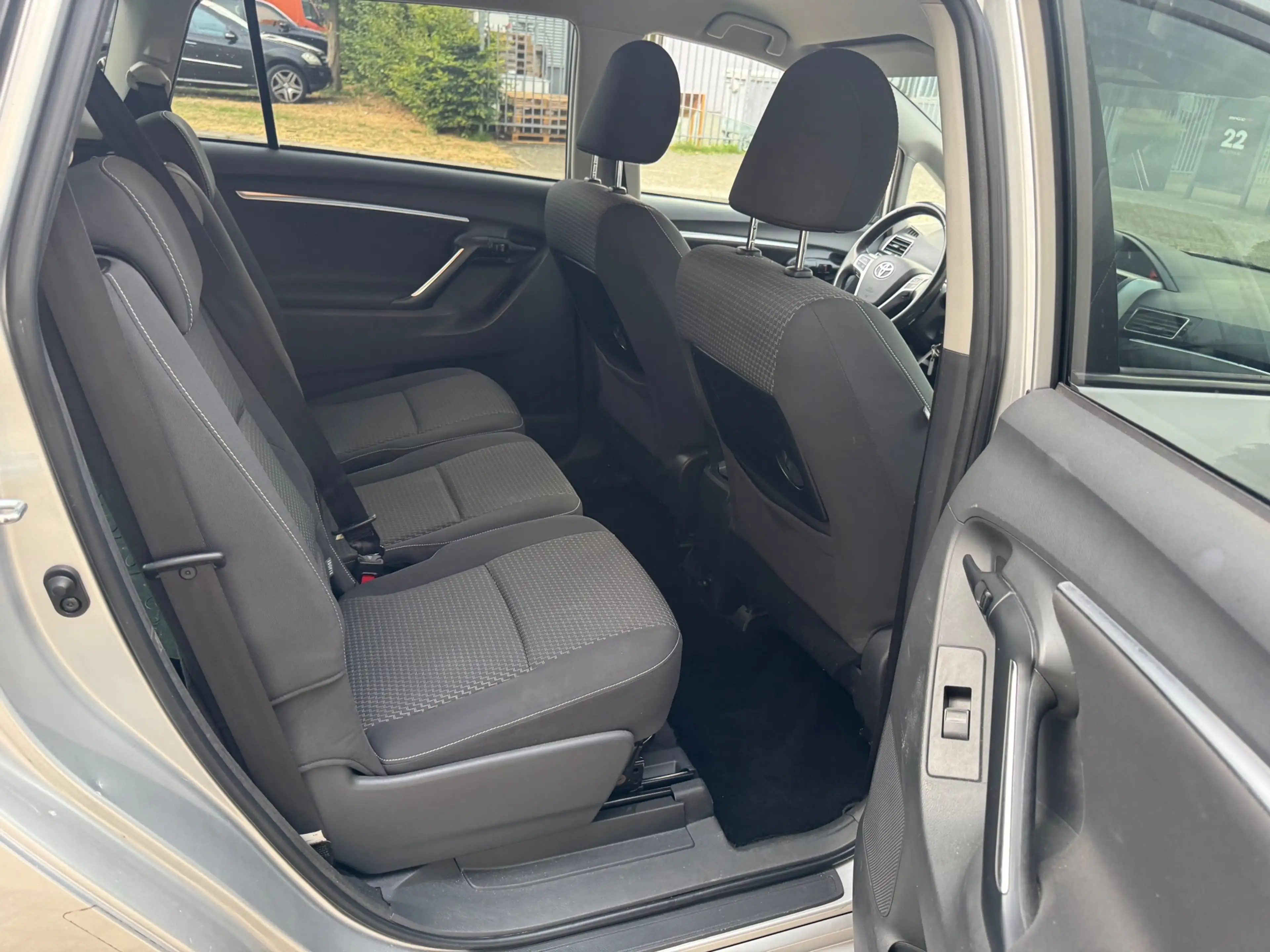 Toyota Verso 1.8 VVT-i Business Limited AUTOMAAT,Camera,Trkhaak — photo 14
