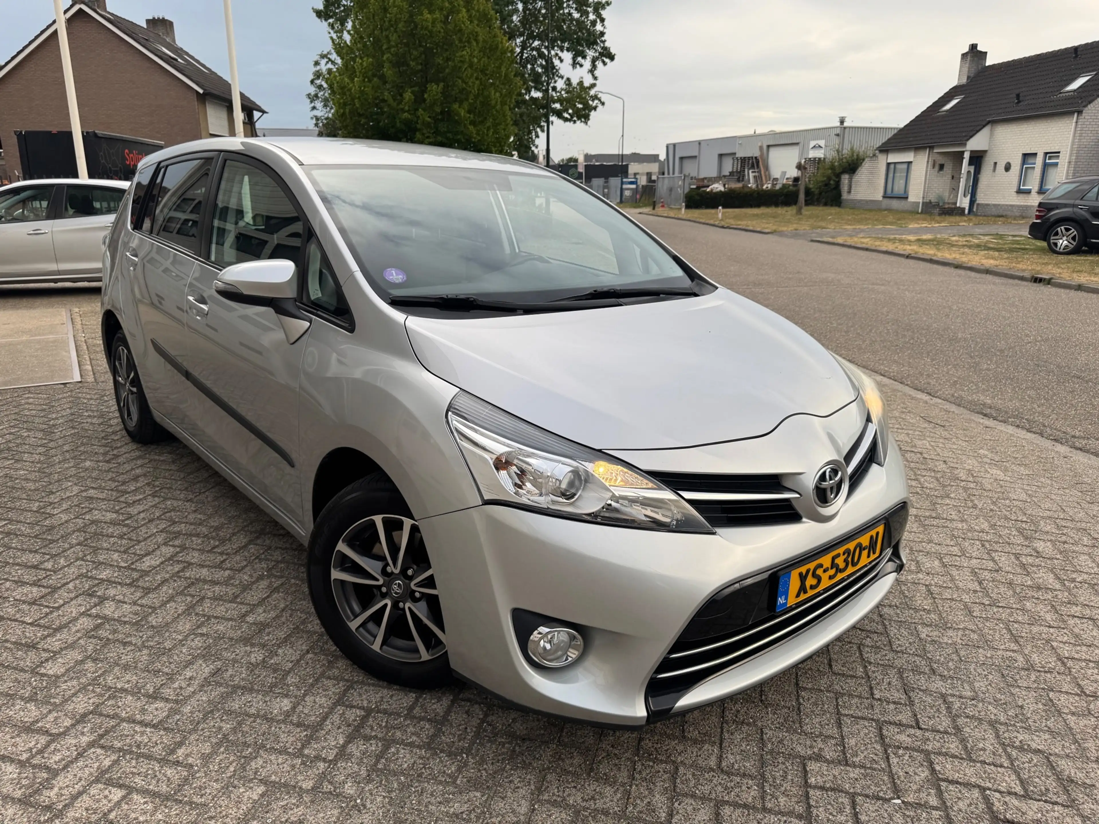 Toyota Verso 1.8 VVT-i Business Limited AUTOMAAT,Camera,Trkhaak — photo 2