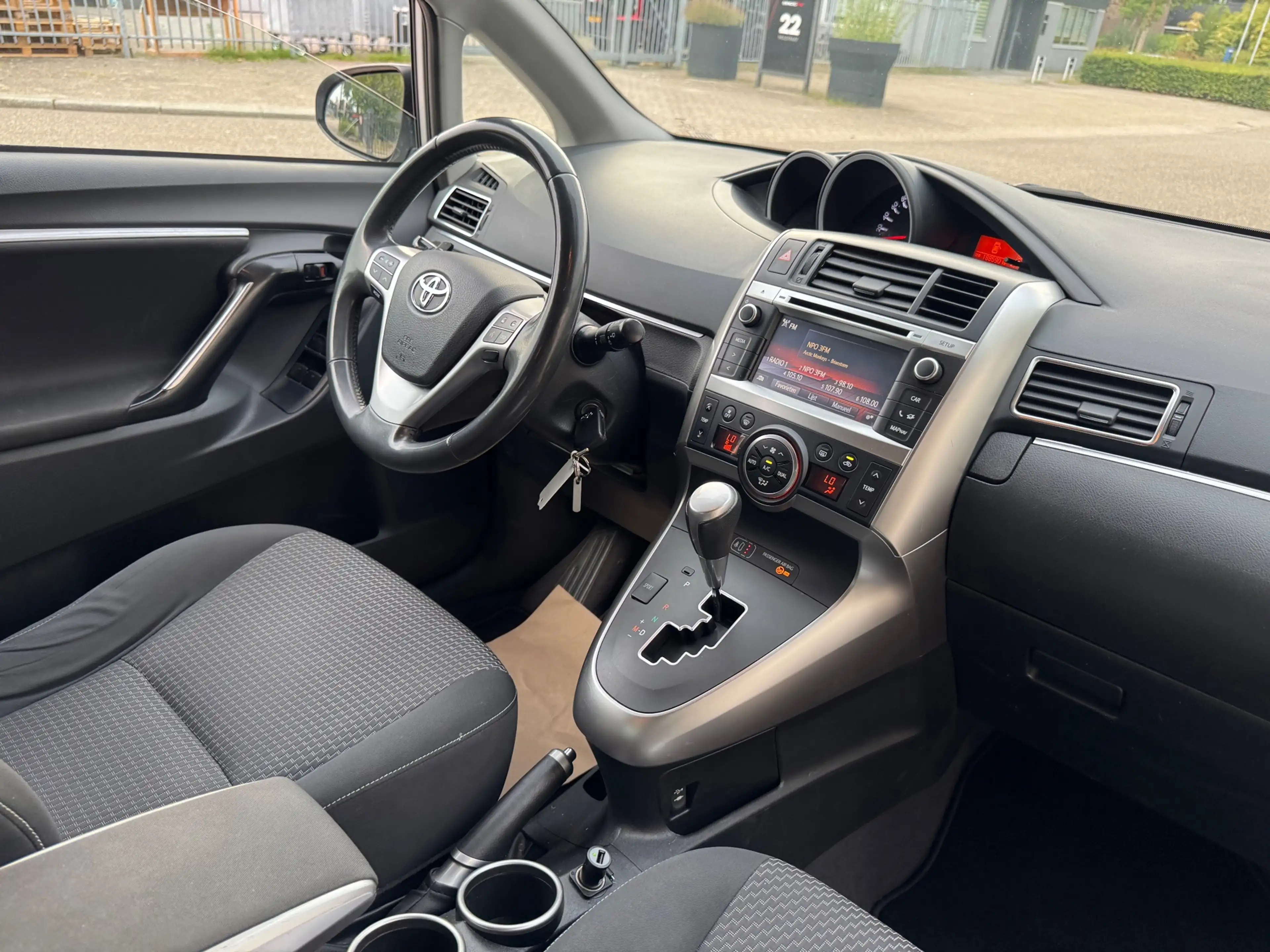 Toyota Verso 1.8 VVT-i Business Limited AUTOMAAT,Camera,Trkhaak — photo 12