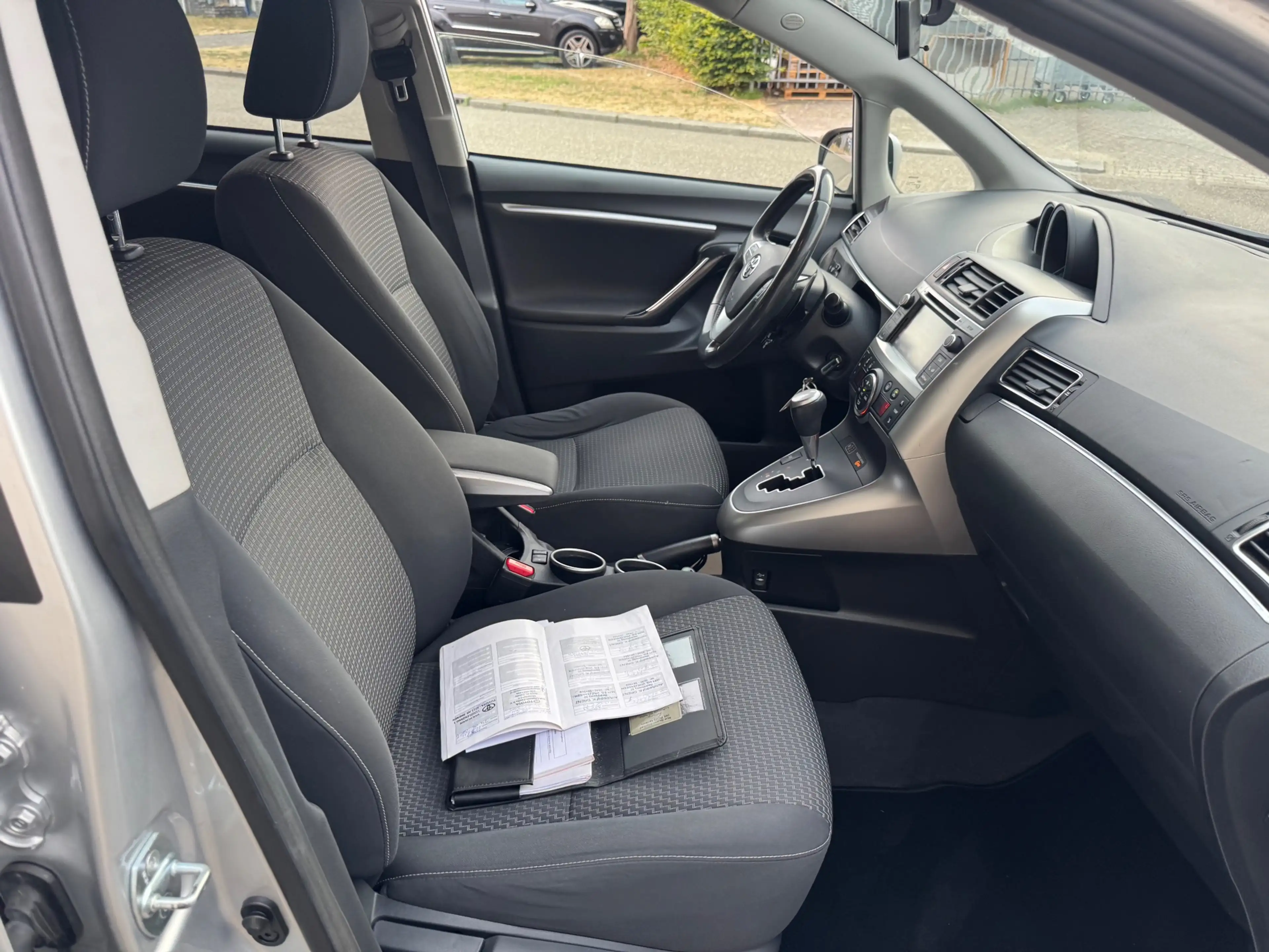 Toyota Verso 1.8 VVT-i Business Limited AUTOMAAT,Camera,Trkhaak — photo 13