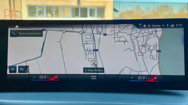 BMW 3 Series view 14