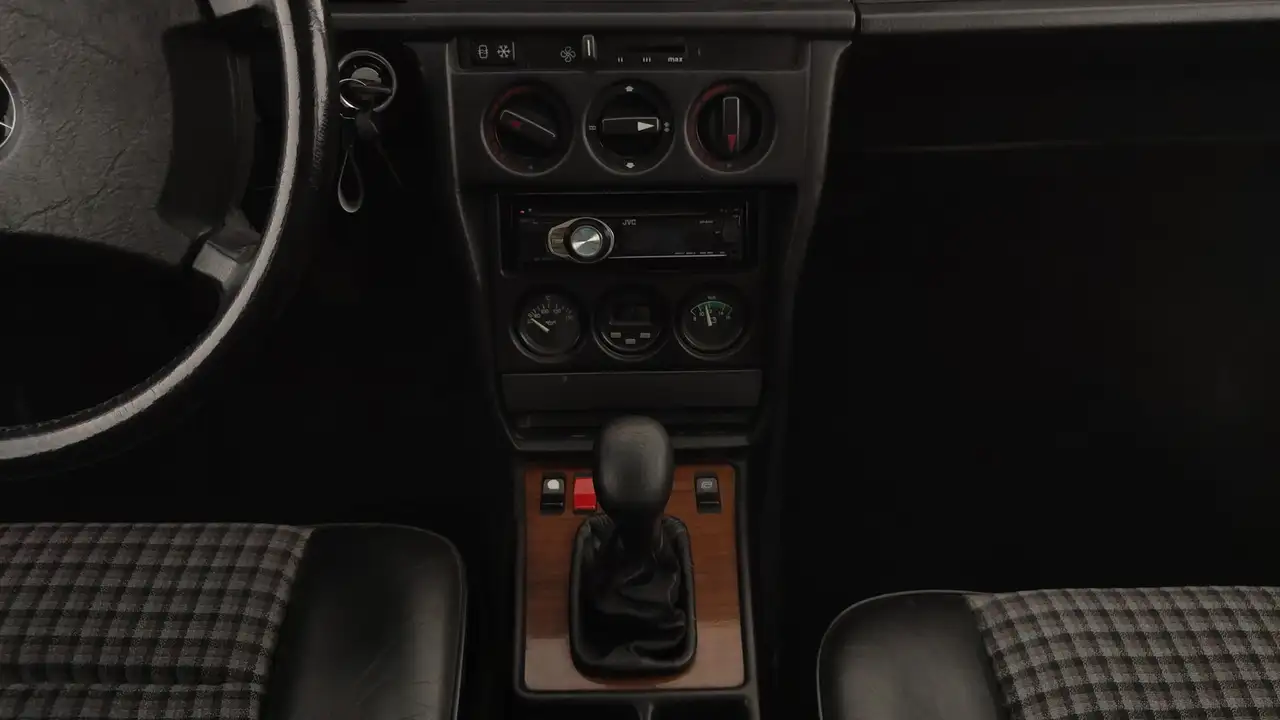 Mercedes-Benz E190 2.3 16V, foto 11